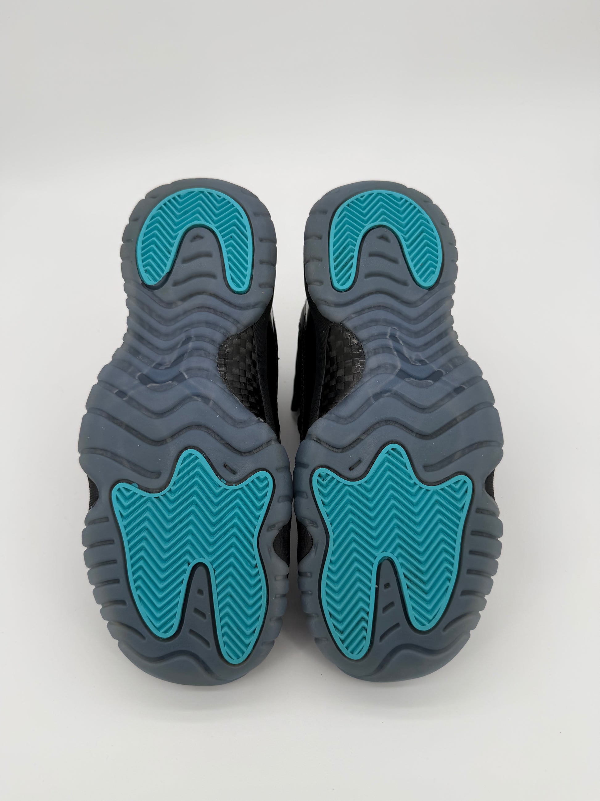 Jordan 11 Retro Gamma Blue (2025) (GS)