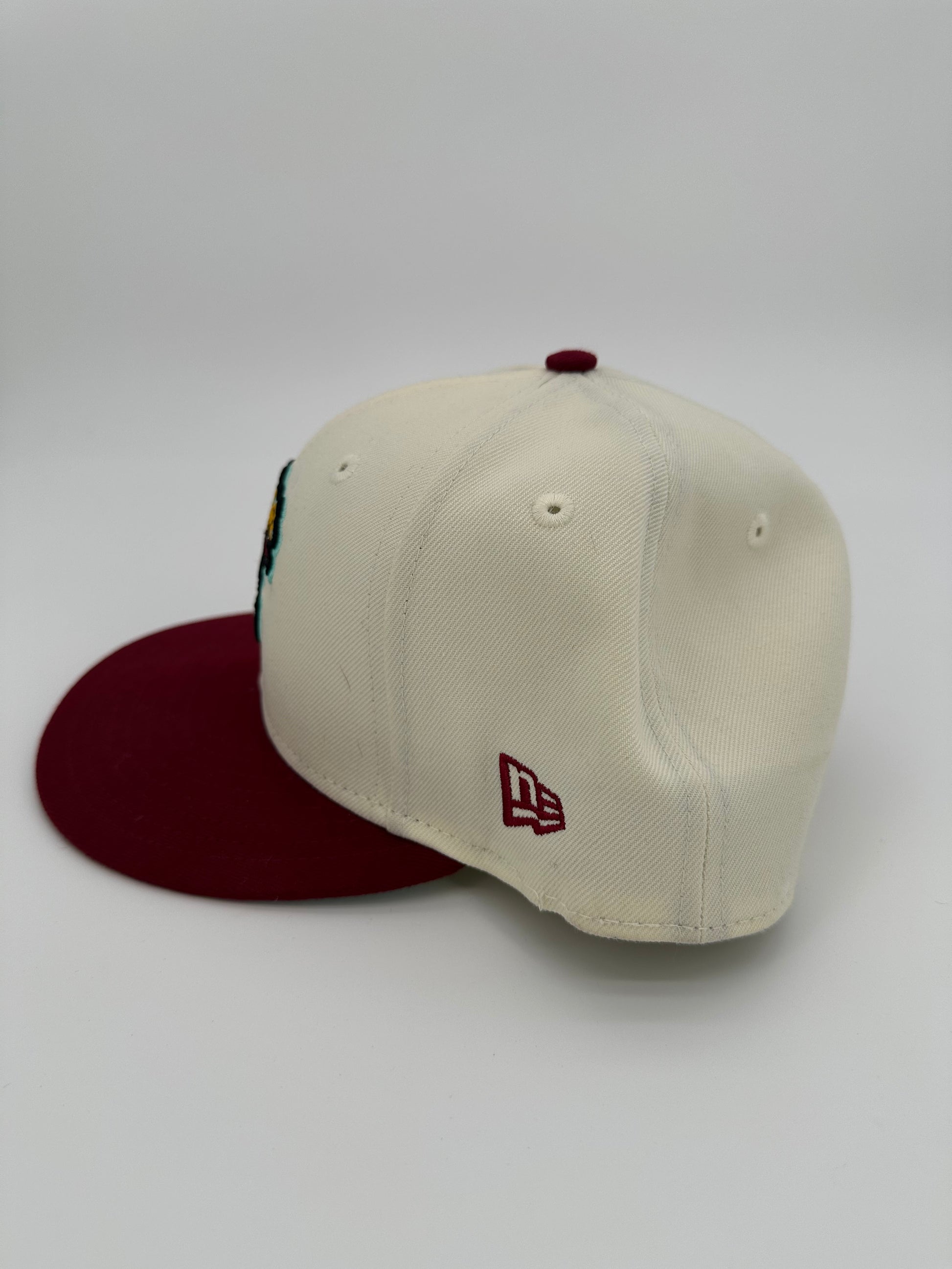 New Era Cream Aztec Lady Fitted