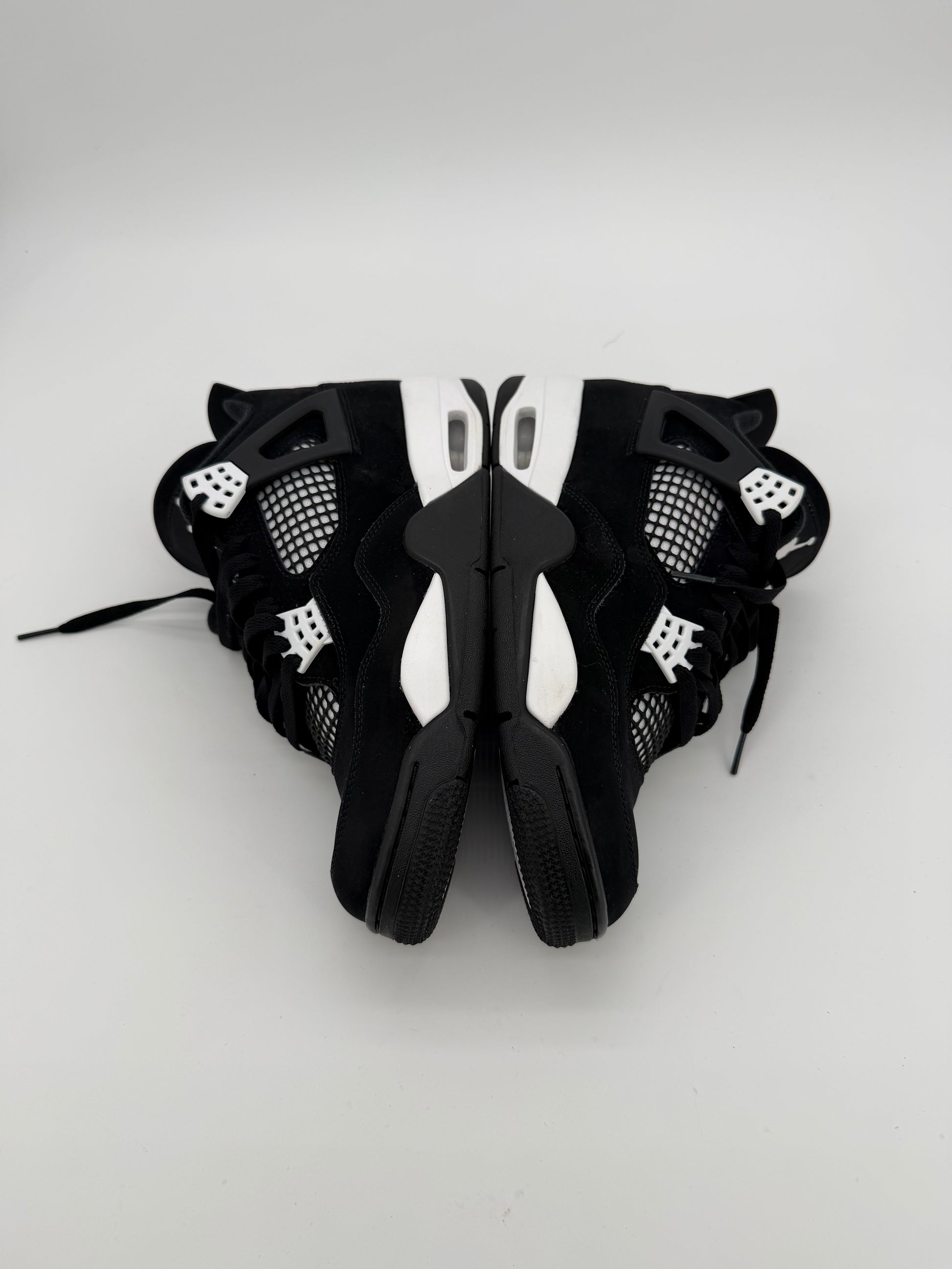 Jordan 4 Retro White Thunder