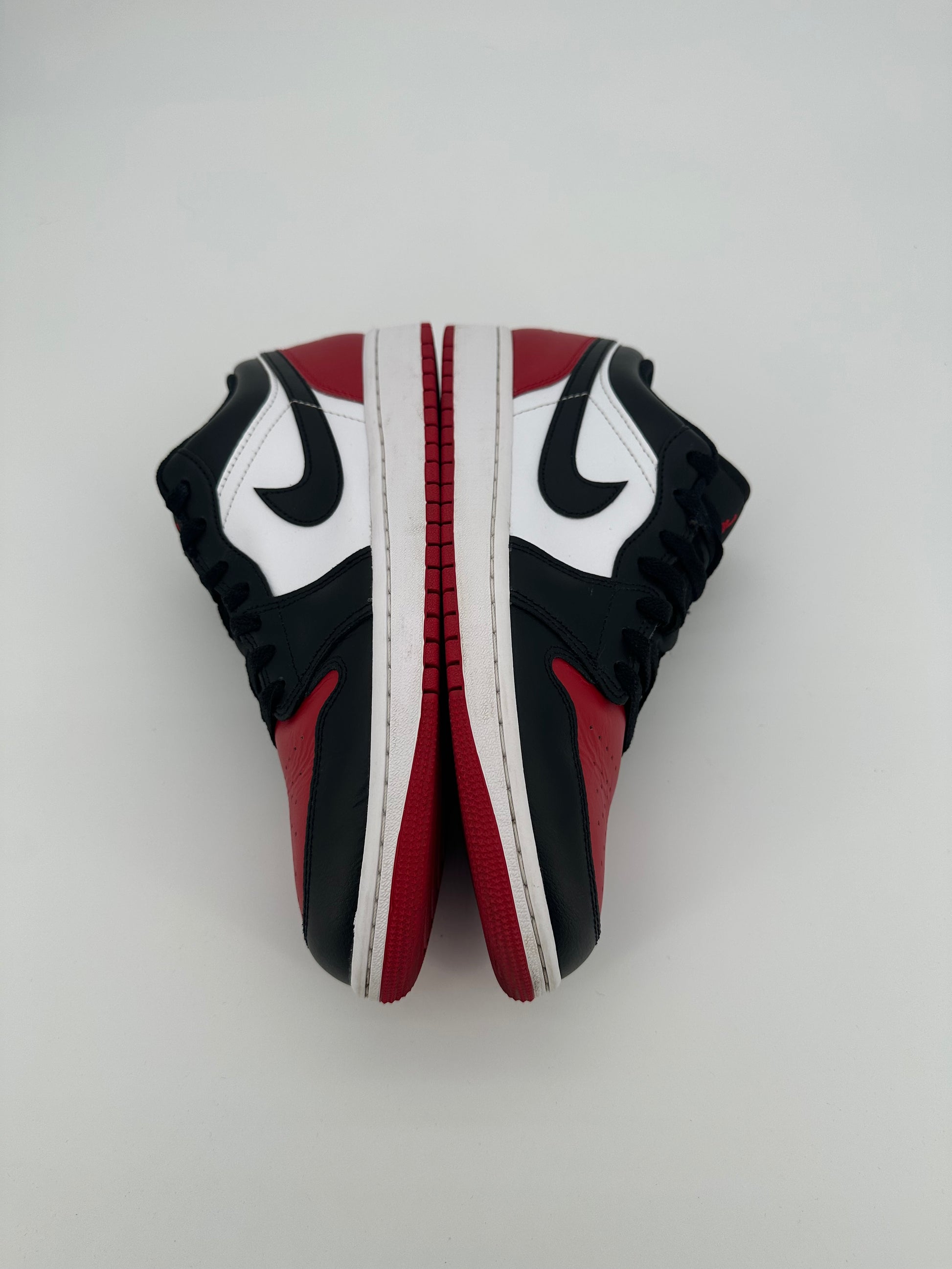 Jordan 1 Low Bred Toe