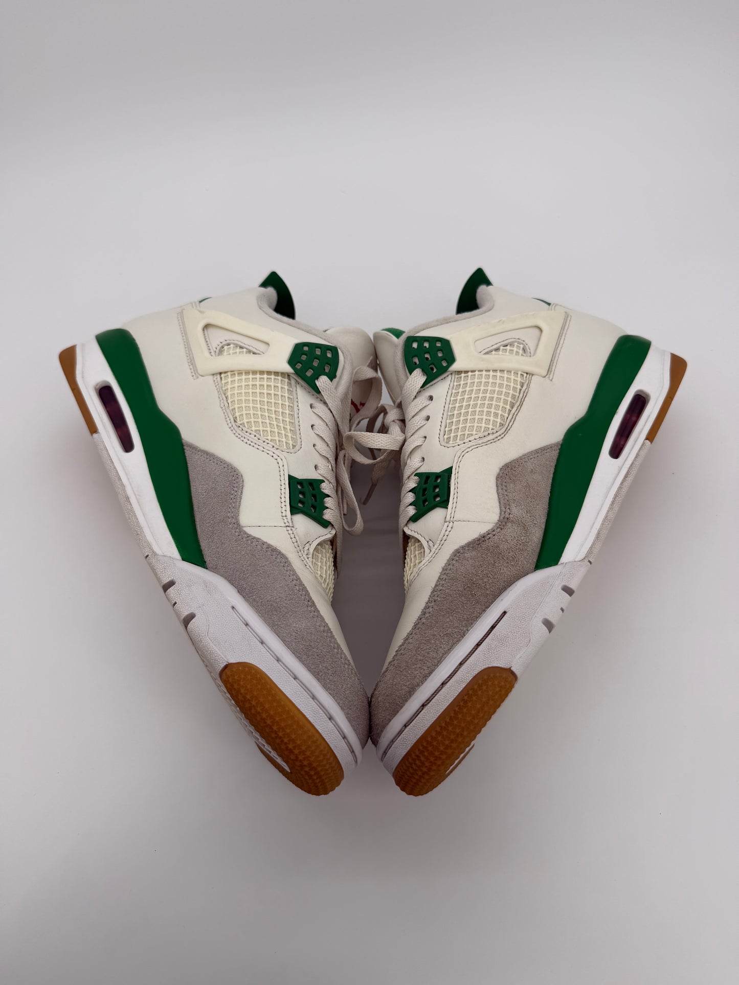 Jordan 4 Retro SB Pine Green
