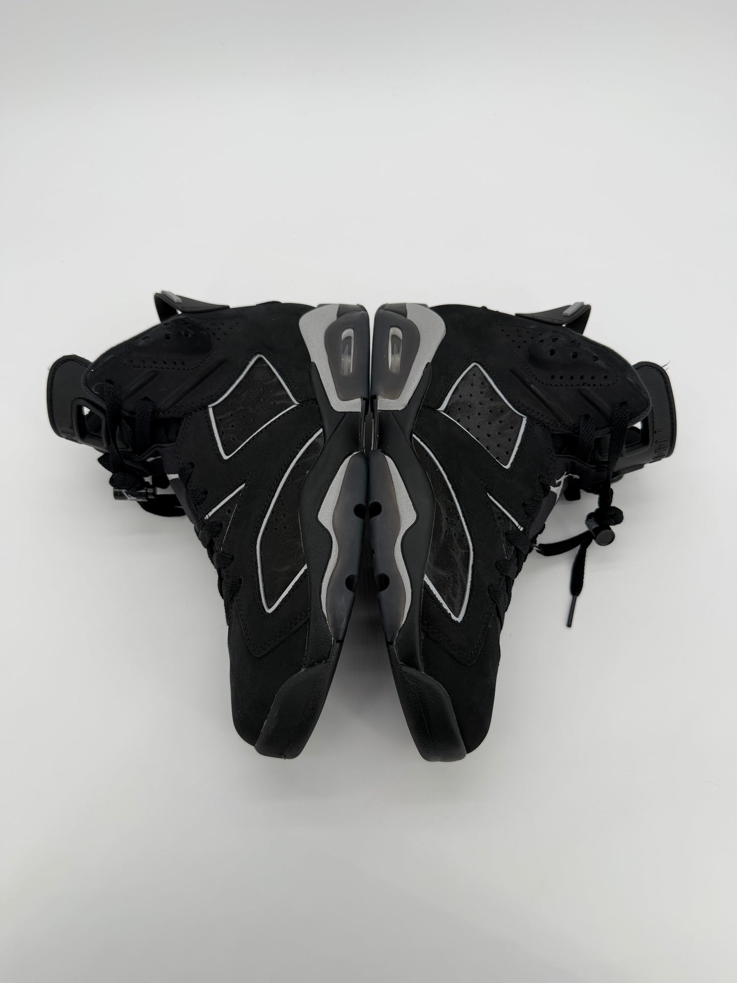 Jordan 6 Retro Cap and Gown