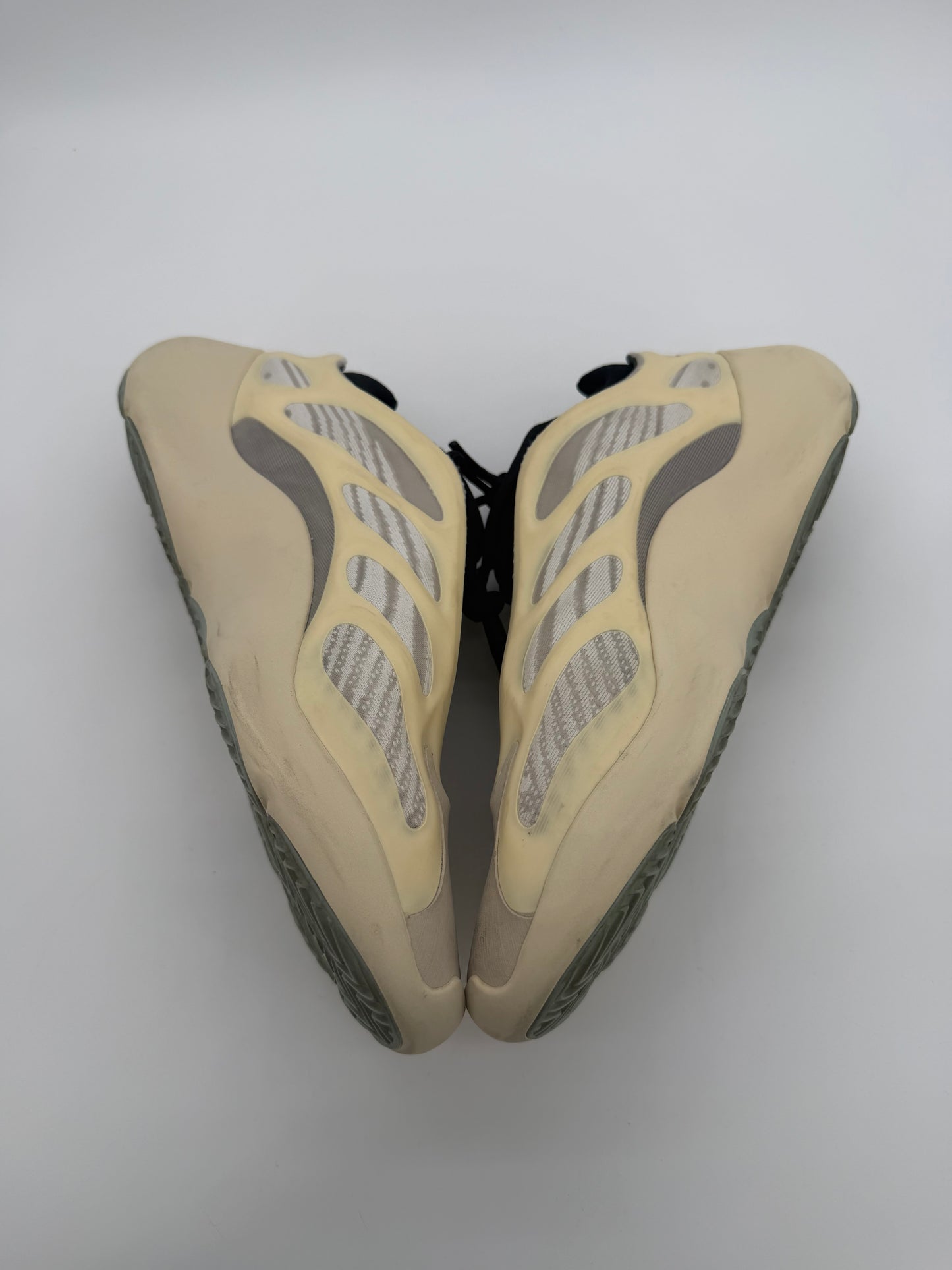 adidas Yeezy 700 V3 Safflower