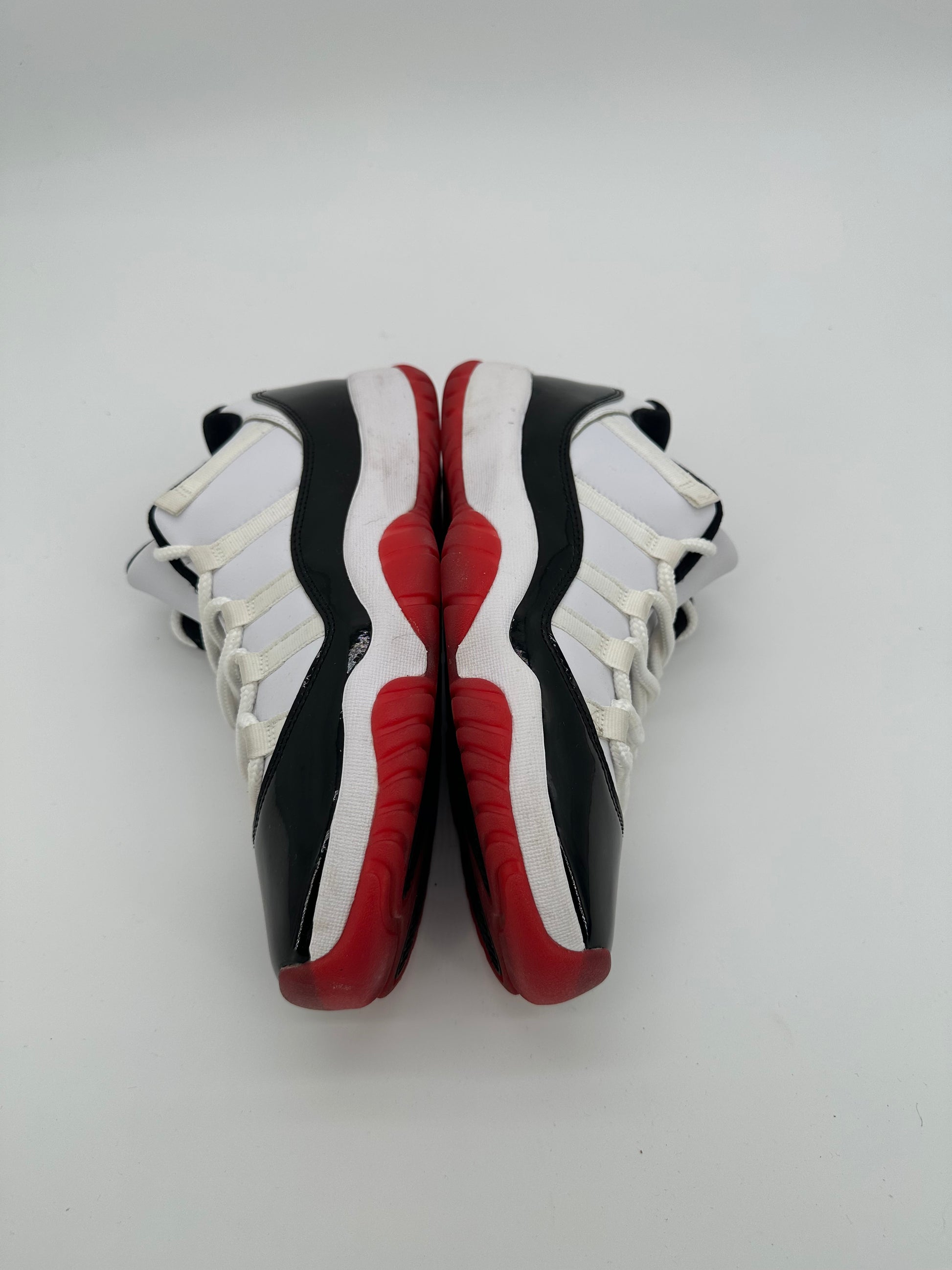 Jordan 11 Retro Low Concord Bred