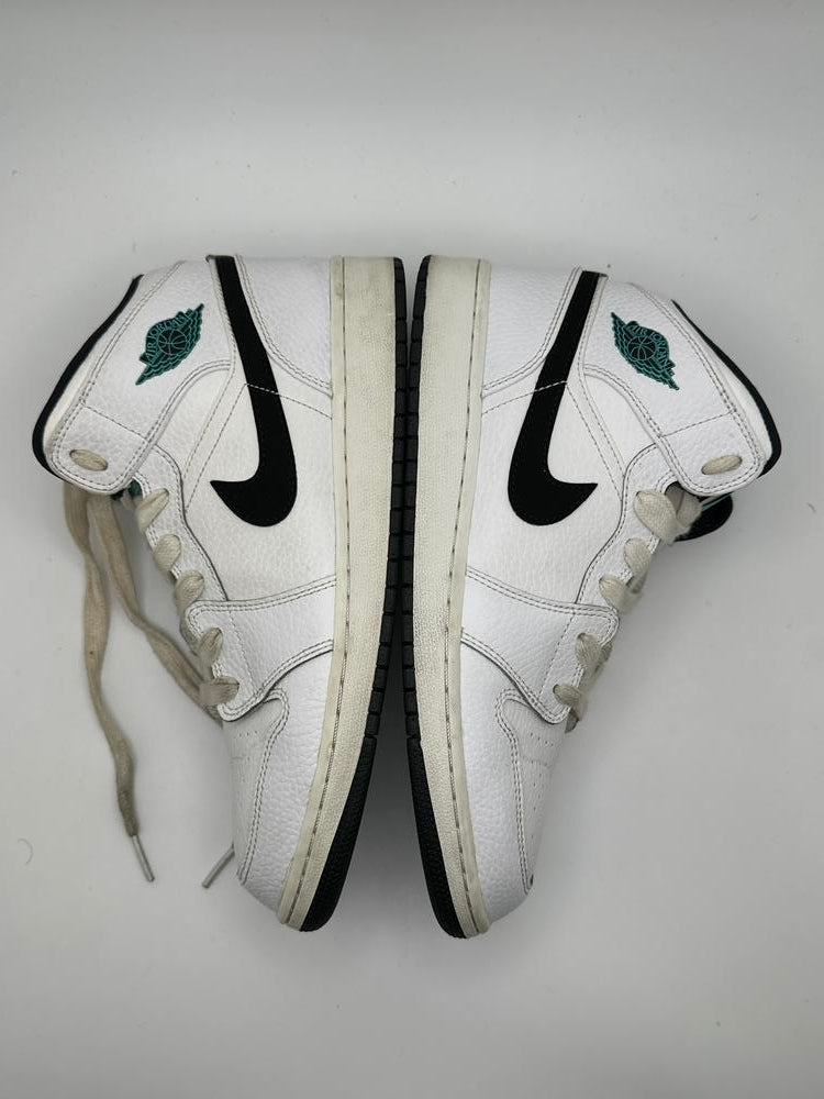 Jordan 1 Retro Mid White Black Hyper Jade (GS)