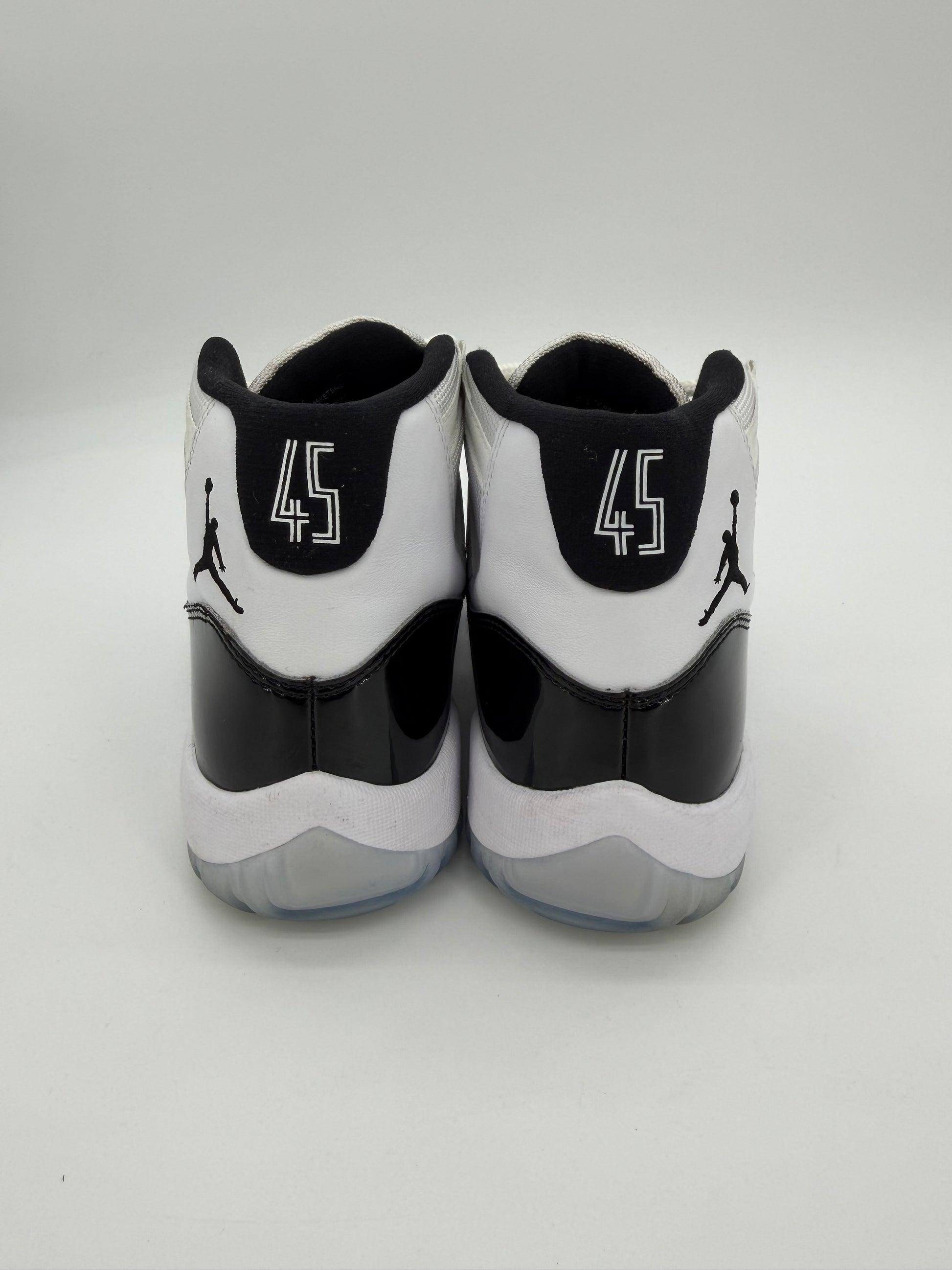 Jordan 11 Retro Concord (2018)