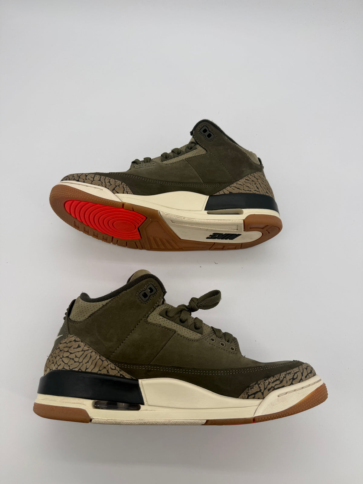 Jordan 3 Retro Family Affair