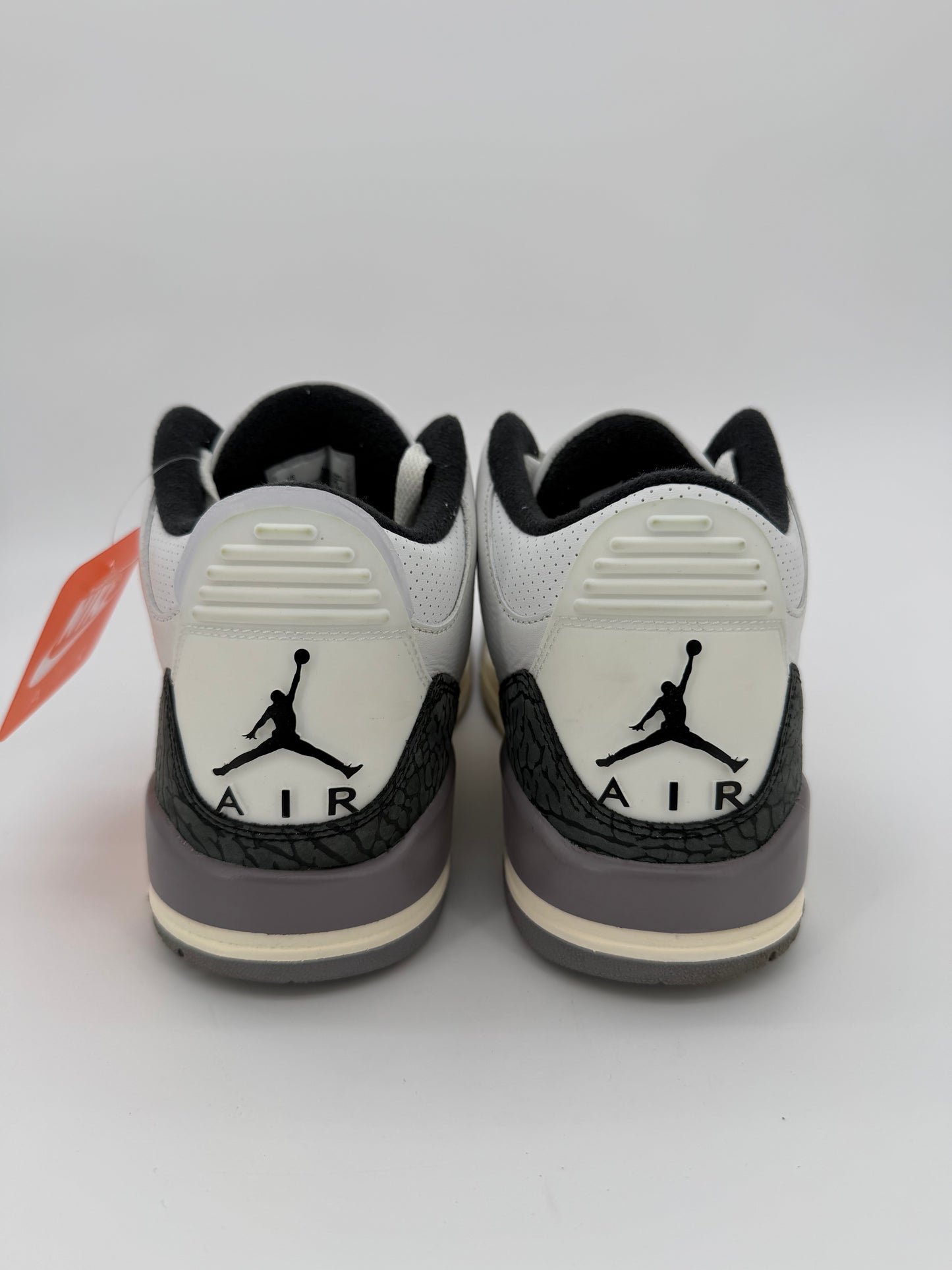 Jordan 3 Retro Cement Grey