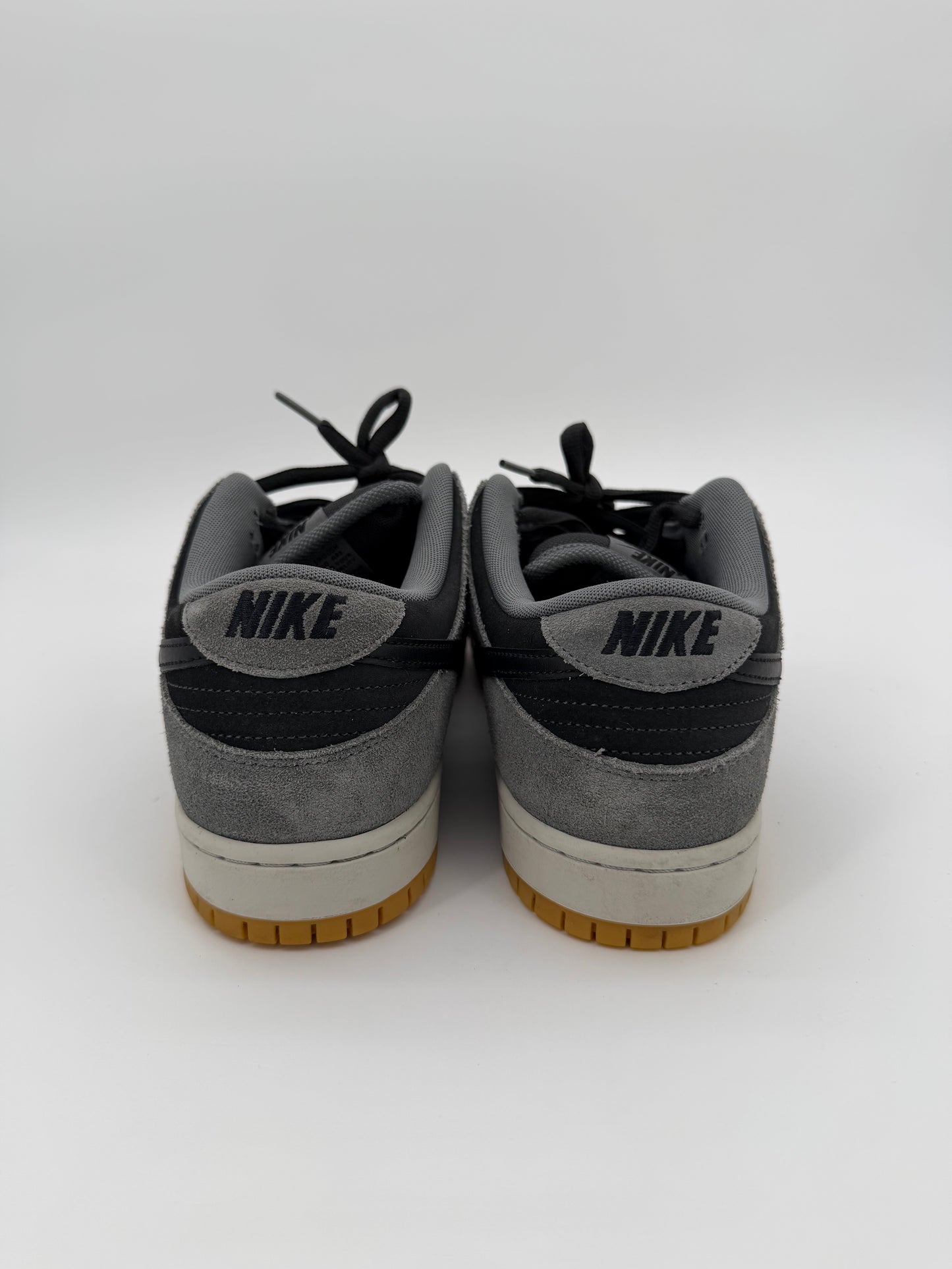 Nike SB Dunk Low Dark Smoke Grey