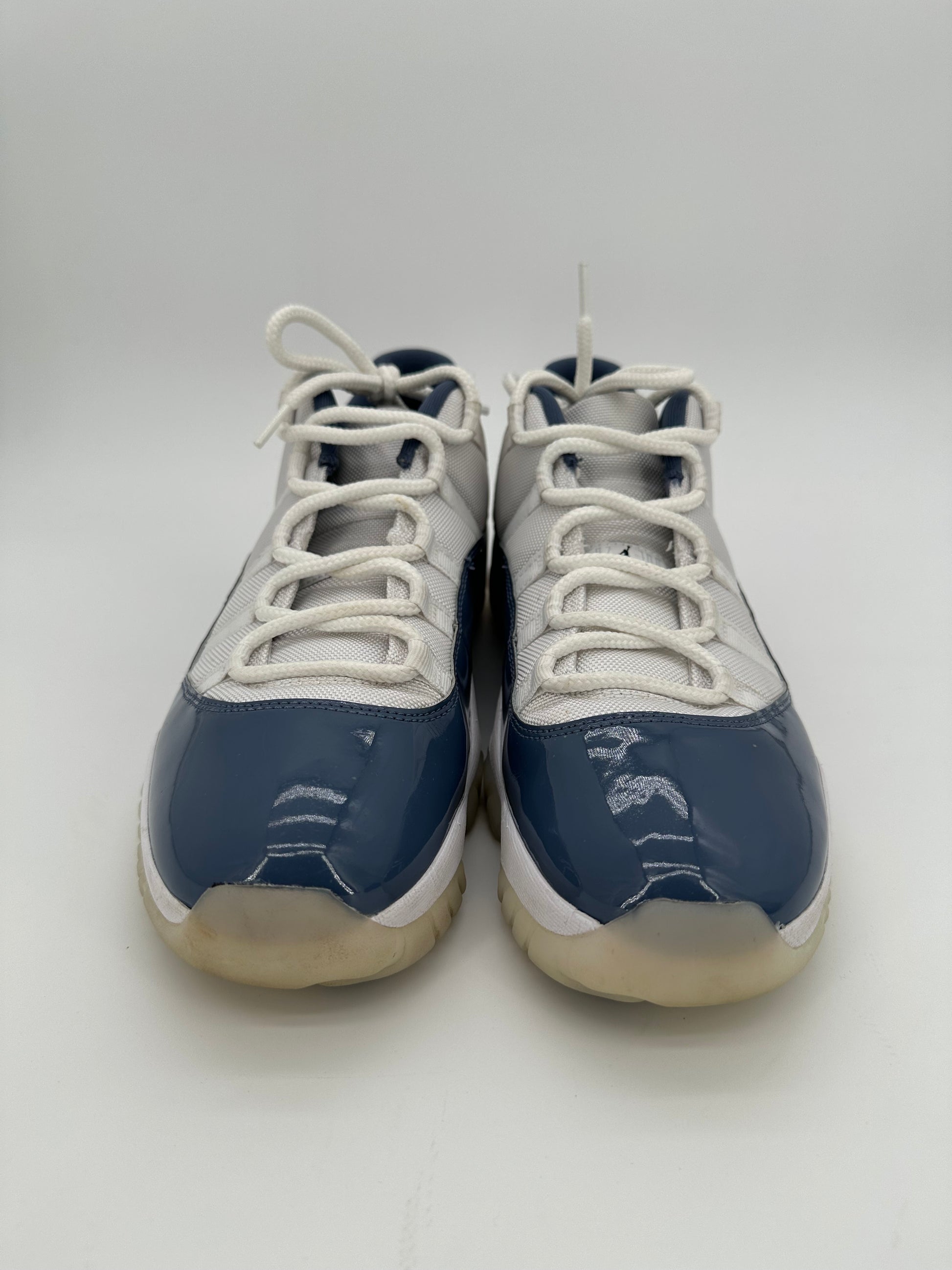Jordan 11 Retro Low Diffused Blue
