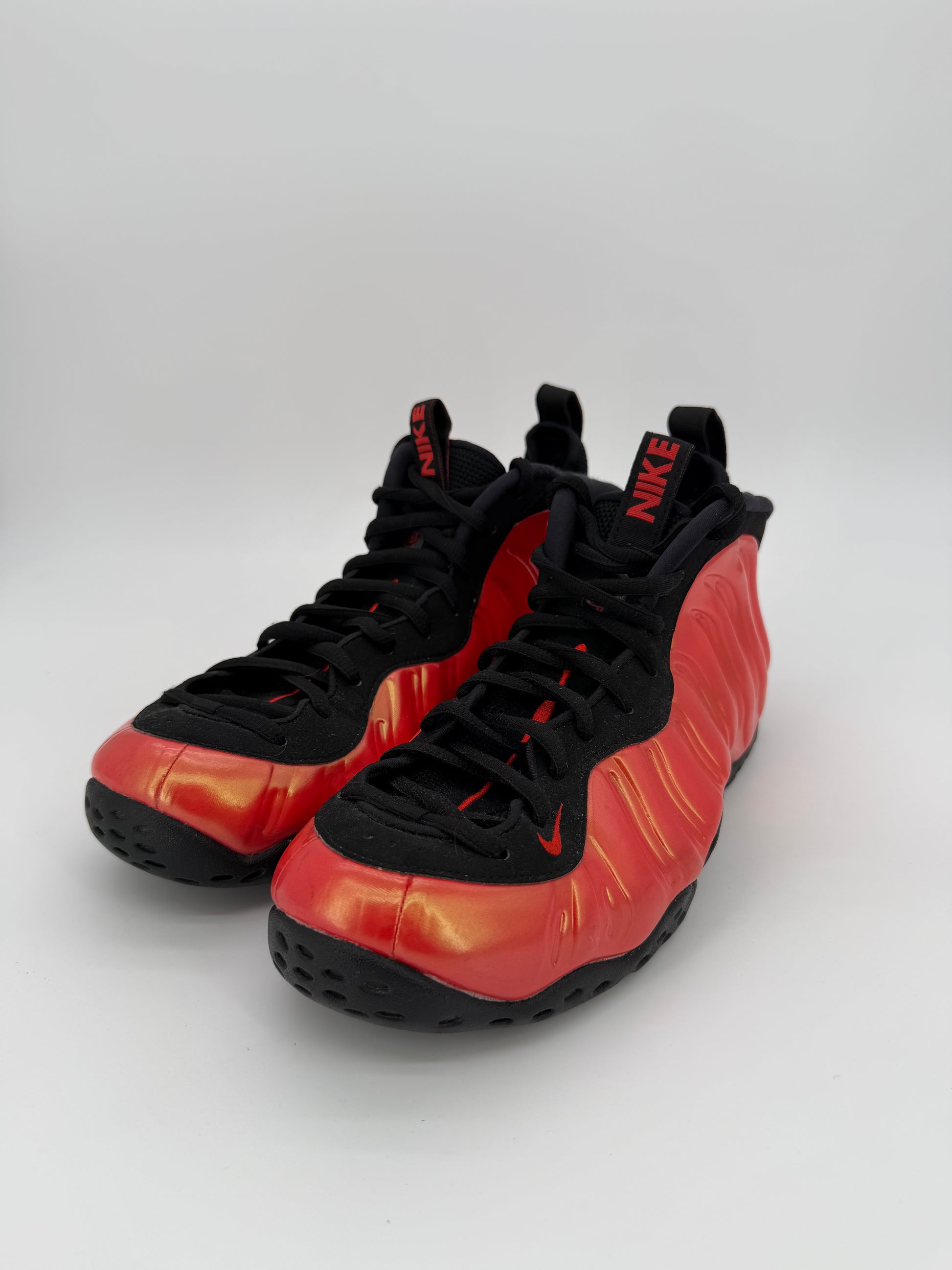 Nike Air Foamposite One Habanero Red