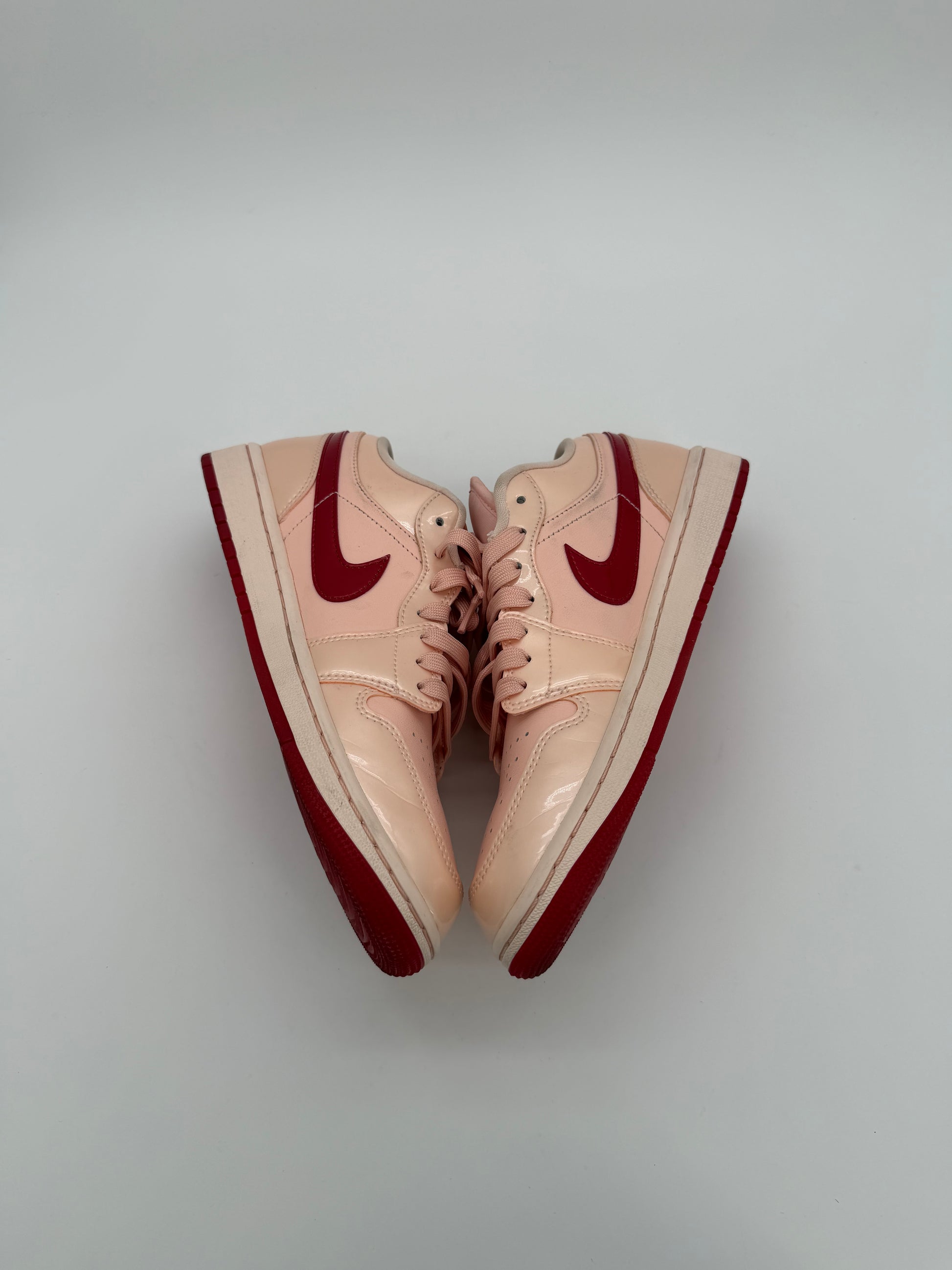 Jordan 1 Low Patent Valentine's Day (Women's)