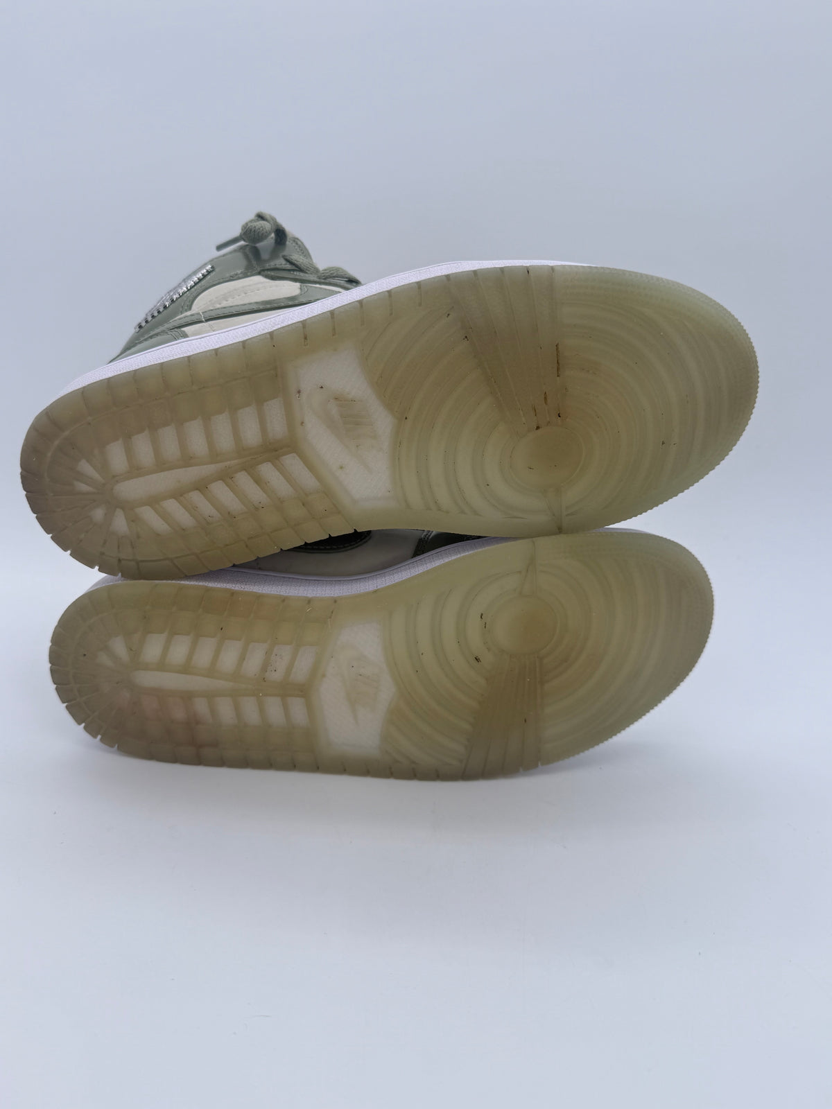 Jordan 1 Mid SE Sea Glass Oil Green (Women's)