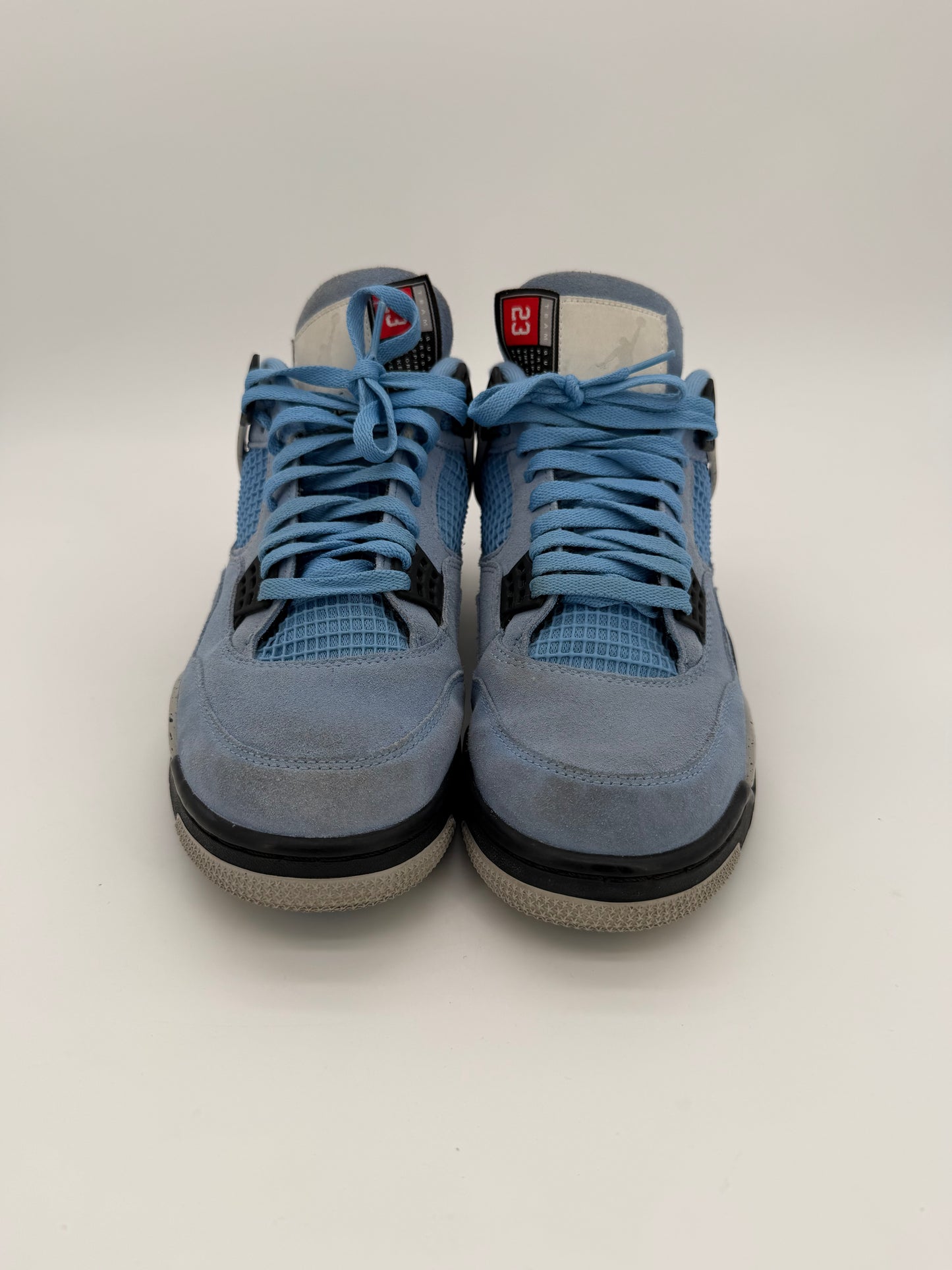 Jordan 4 Retro University Blue