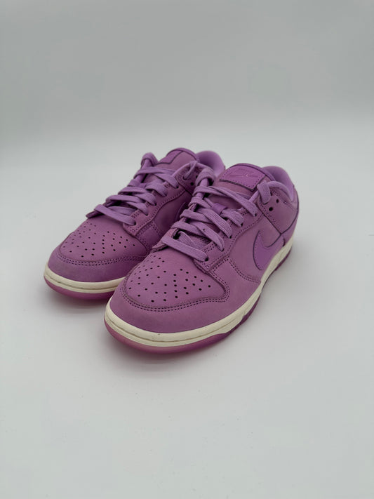 Nike Dunk Low PRM MF Rush Fuchsia (Women's)