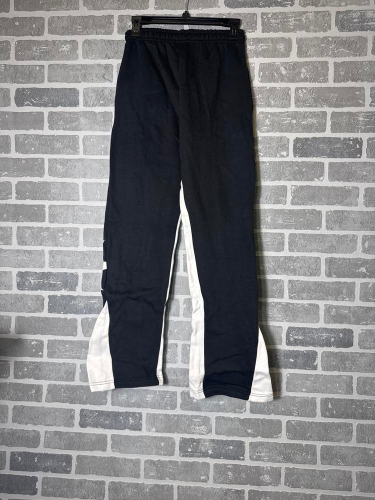 V2 Endless Millions Sweatpants Black/White