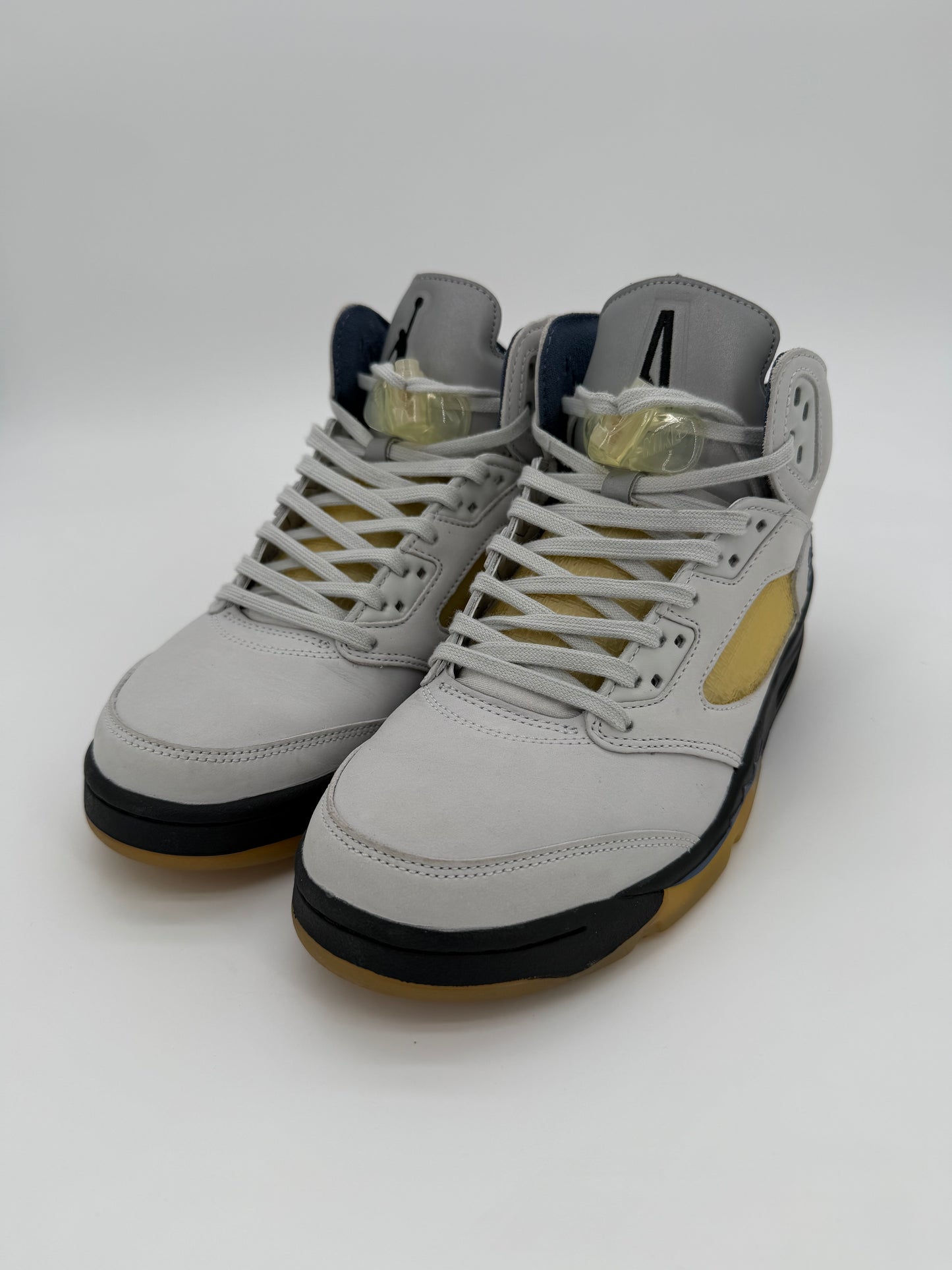 Jordan 5 Retro A Ma Maniére Dawn (Women's)