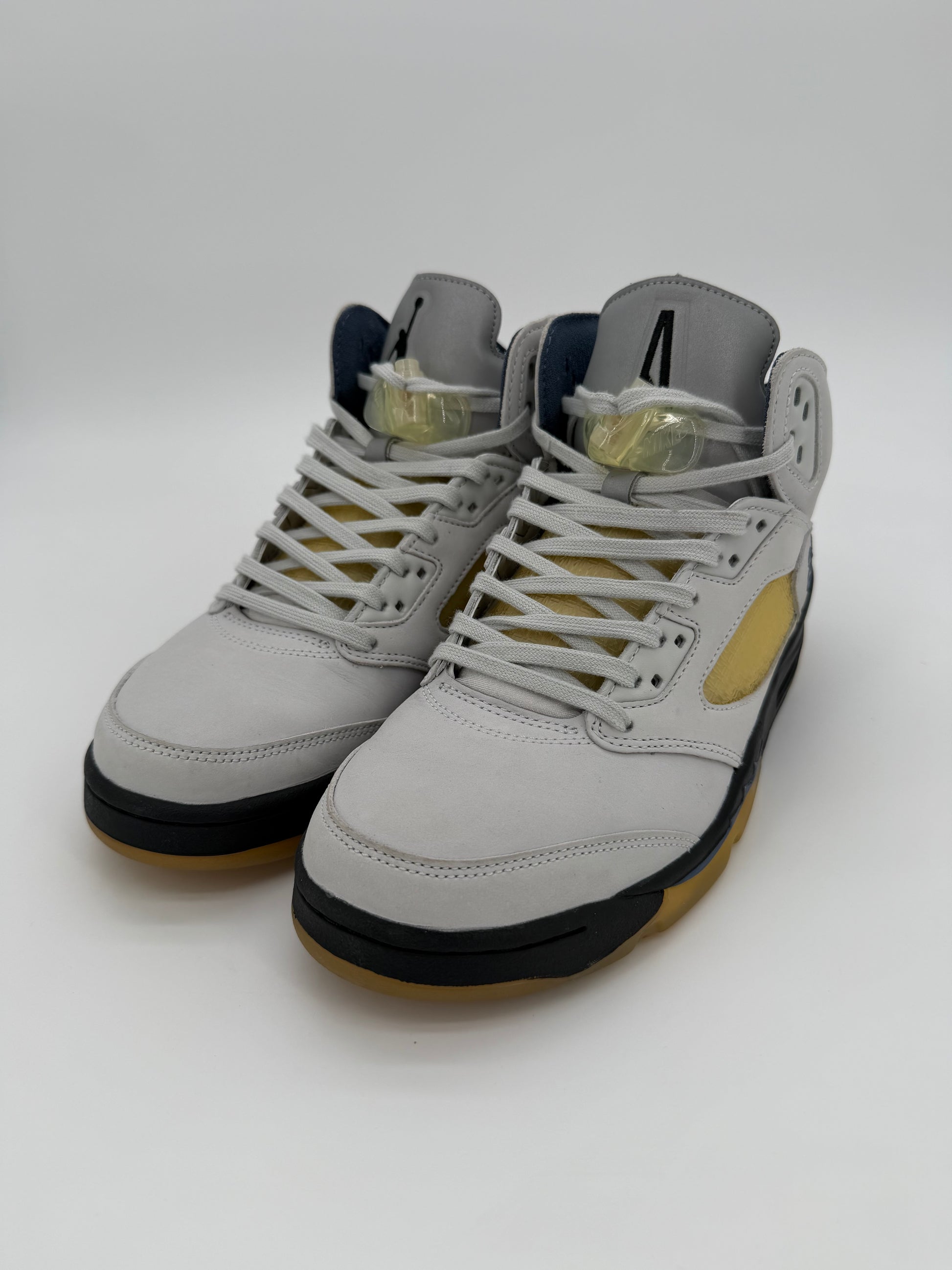 Jordan 5 Retro A Ma Maniére Dawn (Women's)