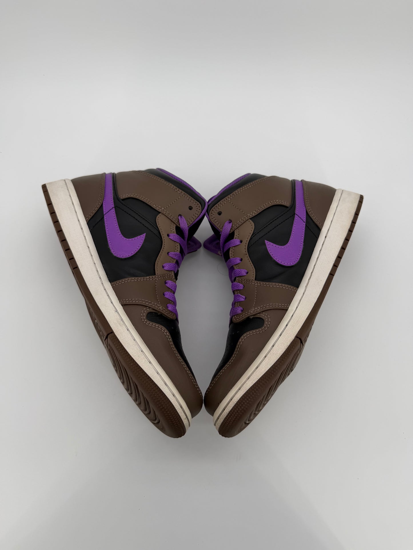 Jordan 1 Mid Purple Mocha