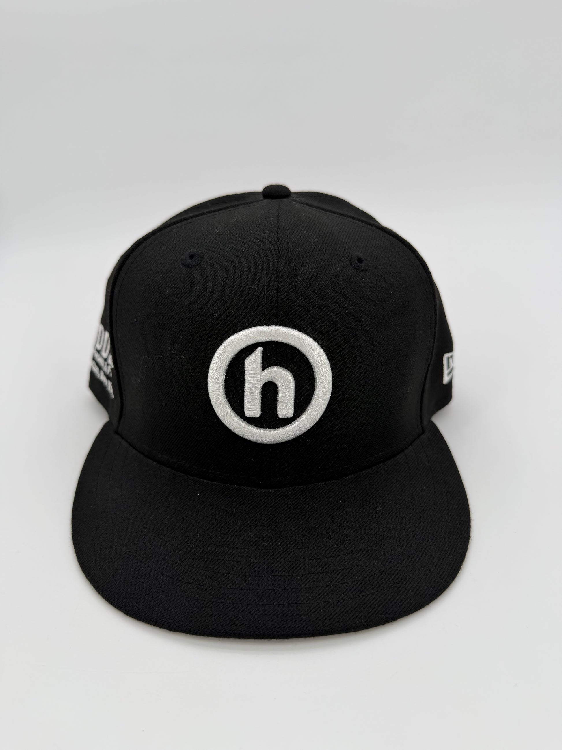 Hidden NY NEW ERA fitted Black