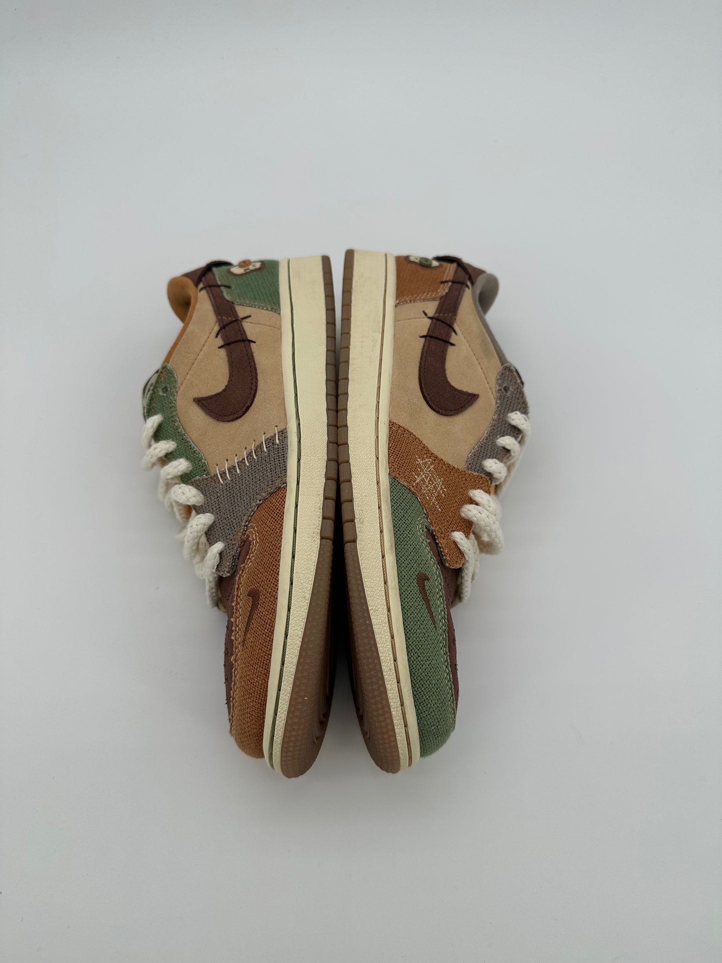 Jordan 1 Retro Low OG Zion Williamson Voodoo