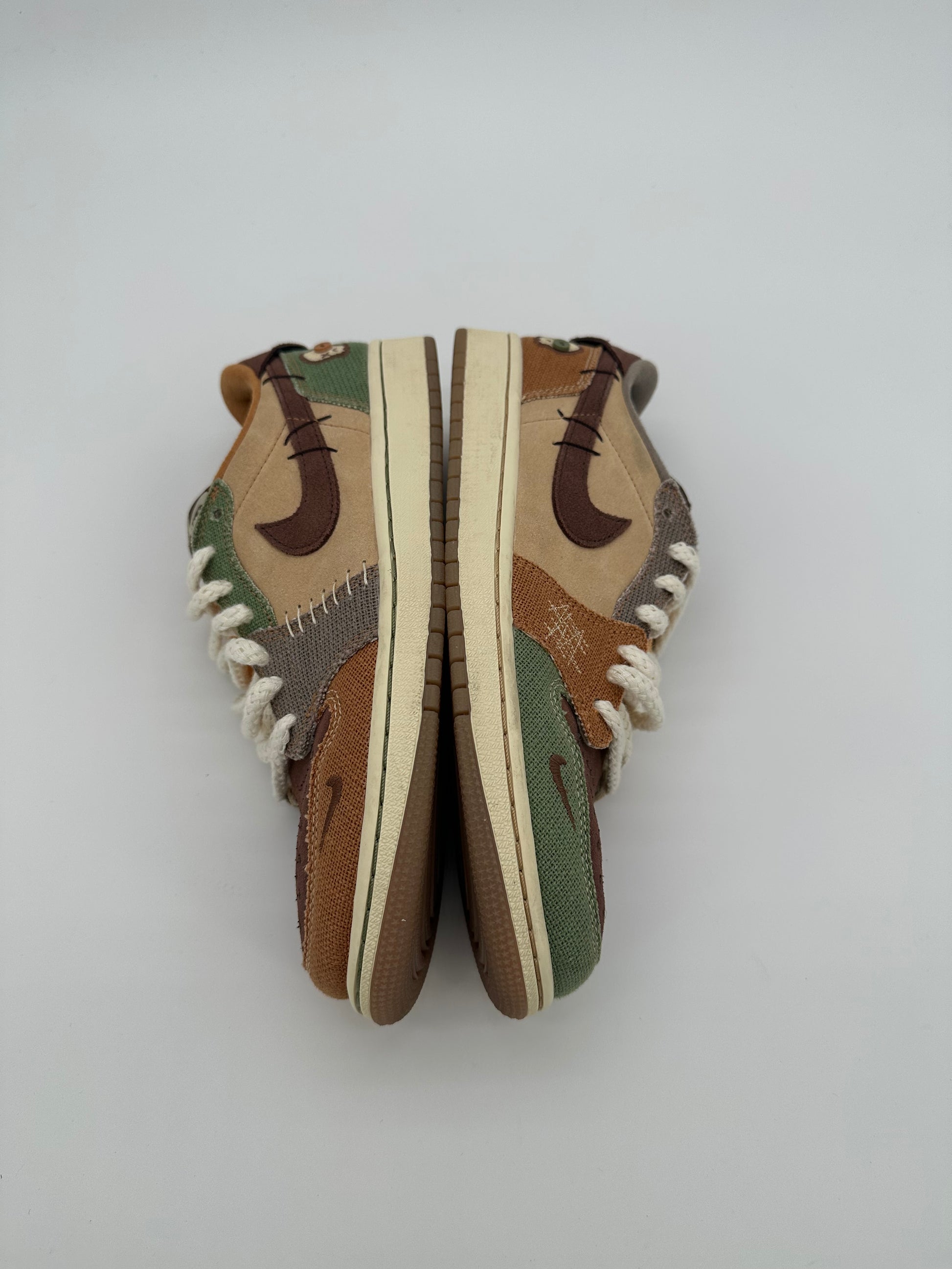 Jordan 1 Retro Low OG Zion Williamson Voodoo