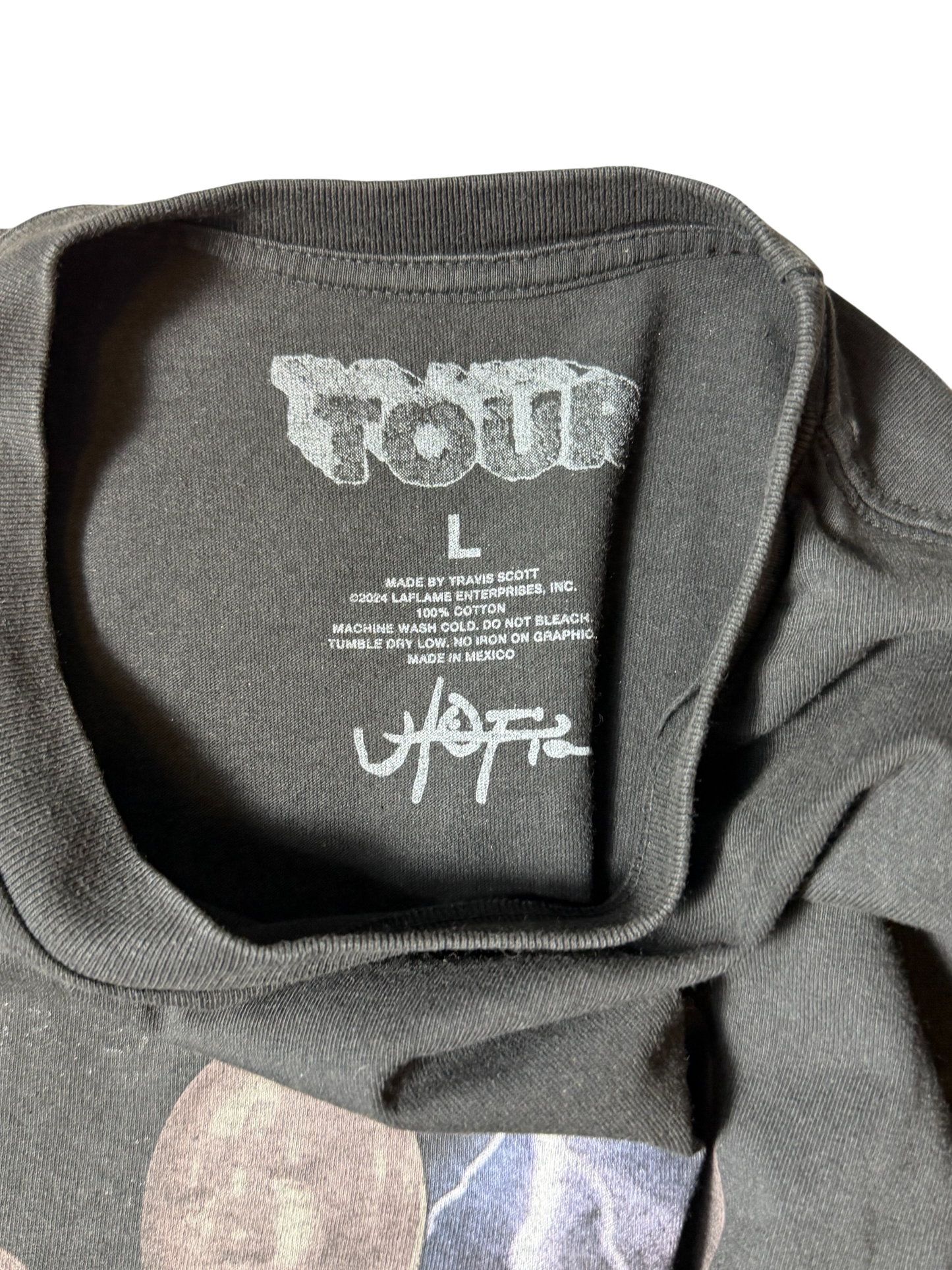 Utopia Black T Shirt Balloons