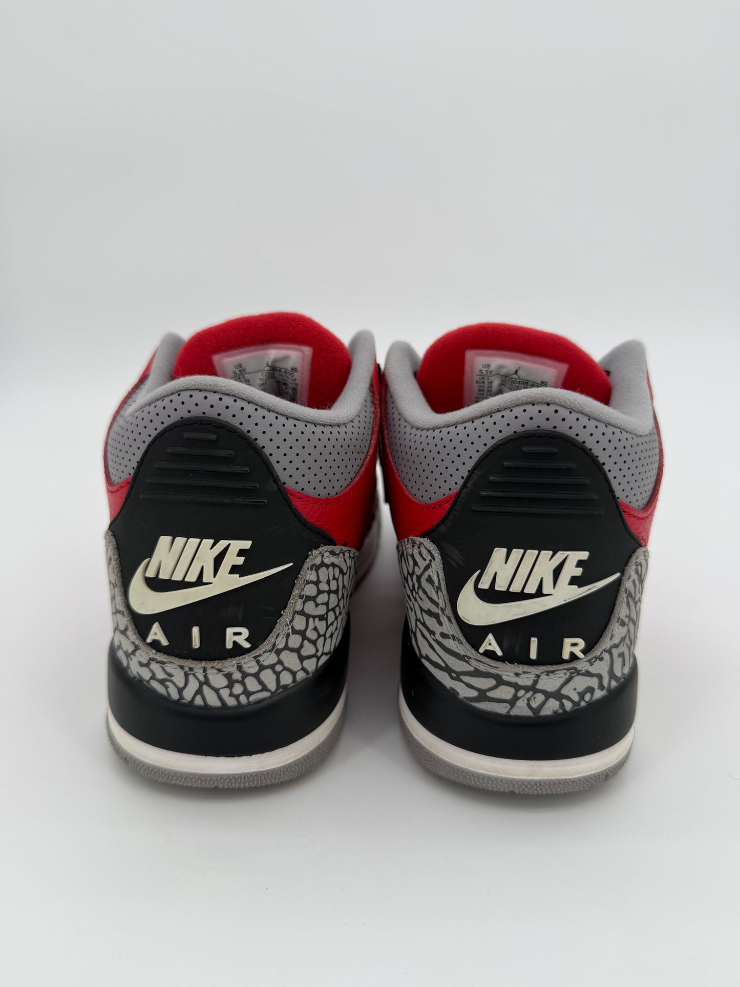 Jordan 3 Retro SE Fire Red (GS)