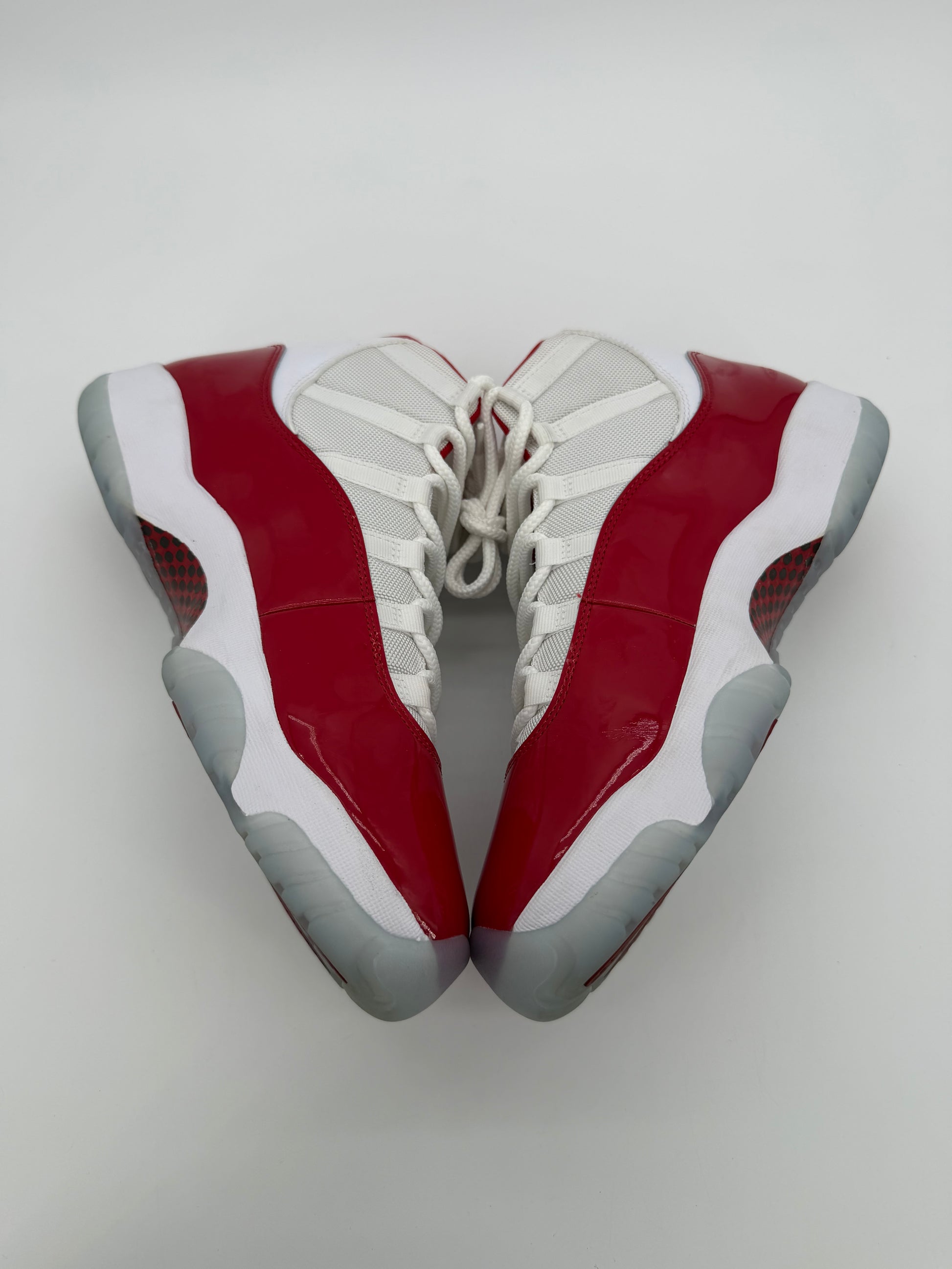 Jordan 11 Retro Cherry (2022)