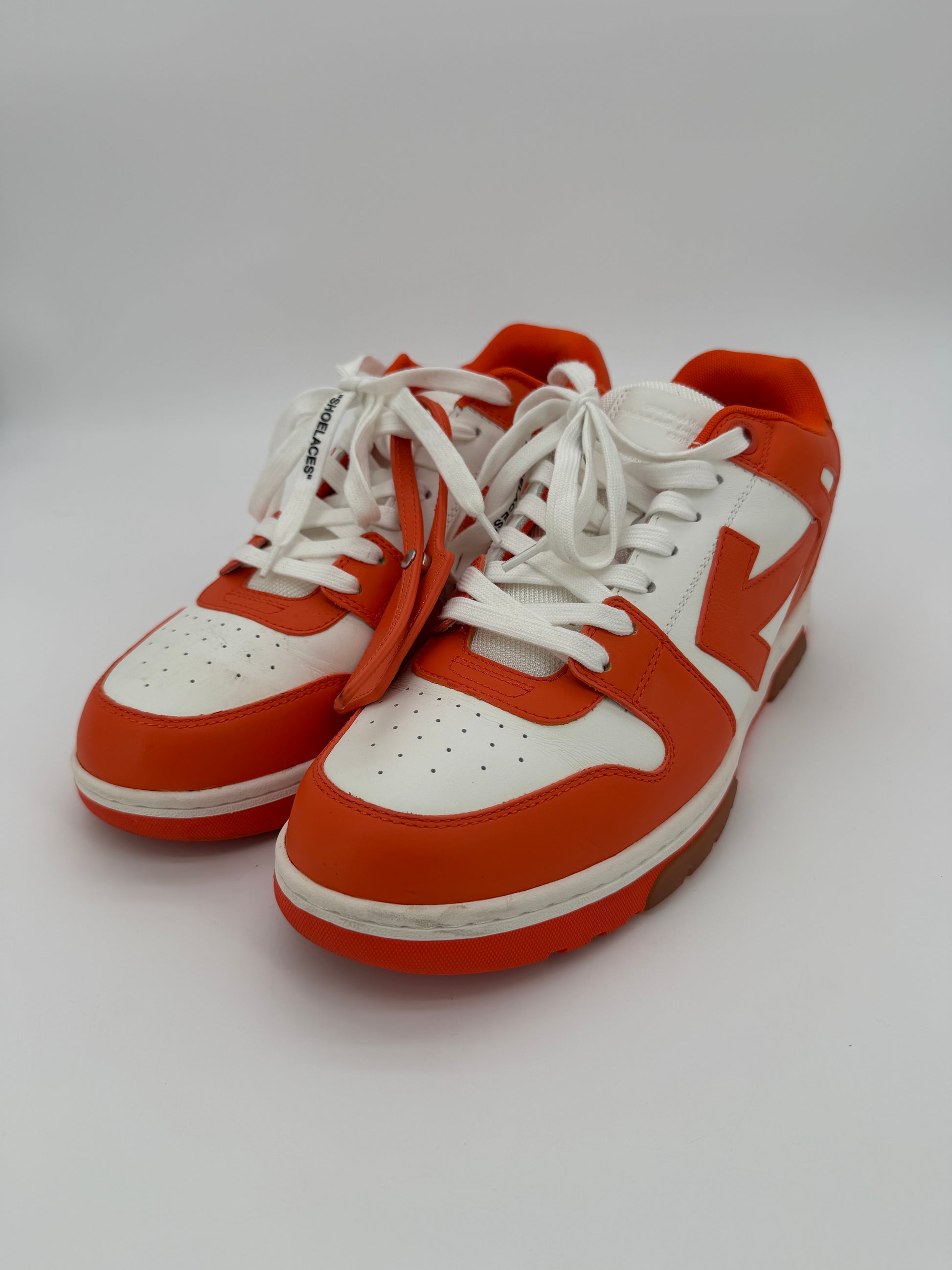 OFF-WHITE Out Of Office OOO Low Tops White Orange