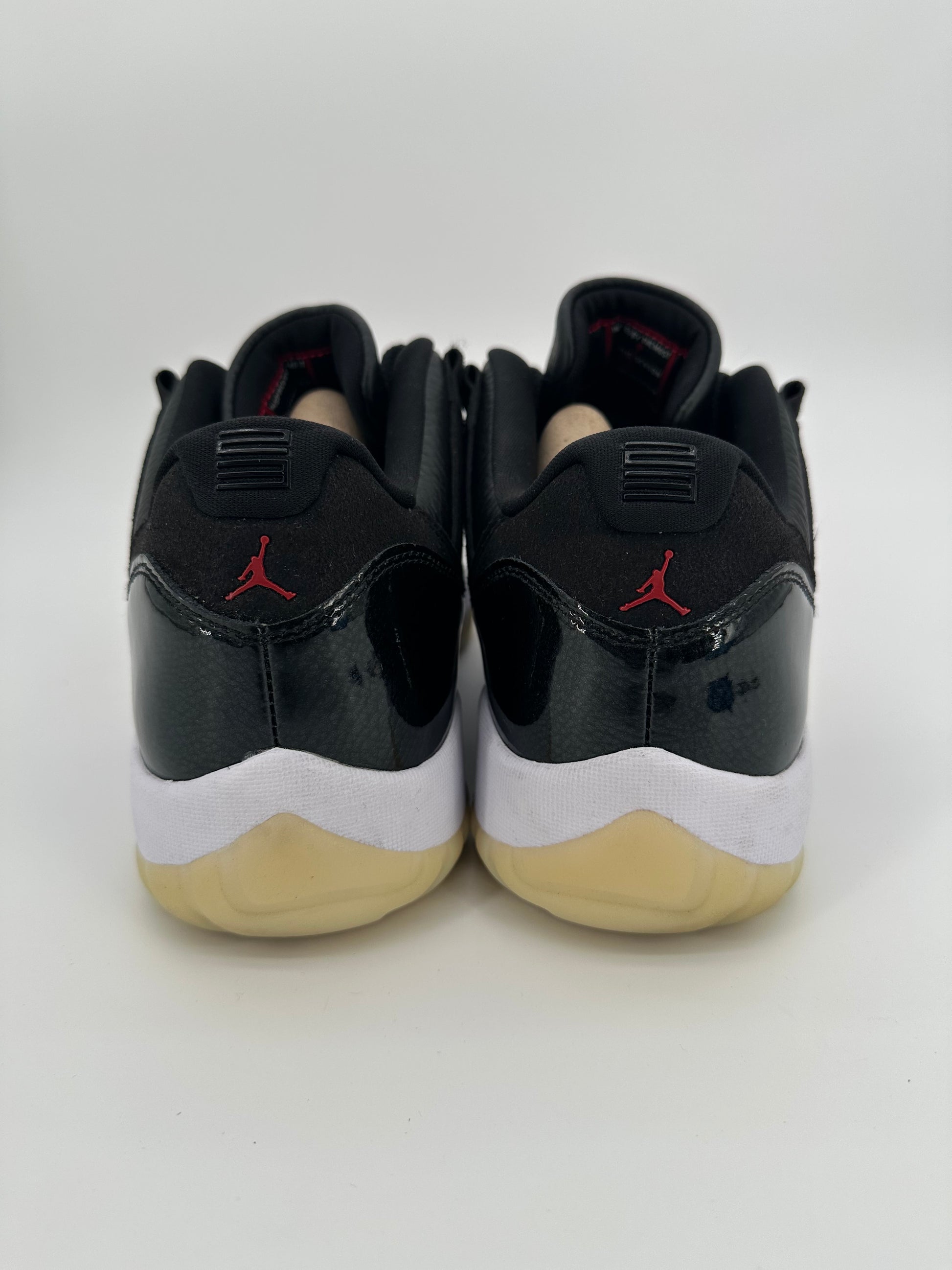 Jordan 11 Retro Low 72-10