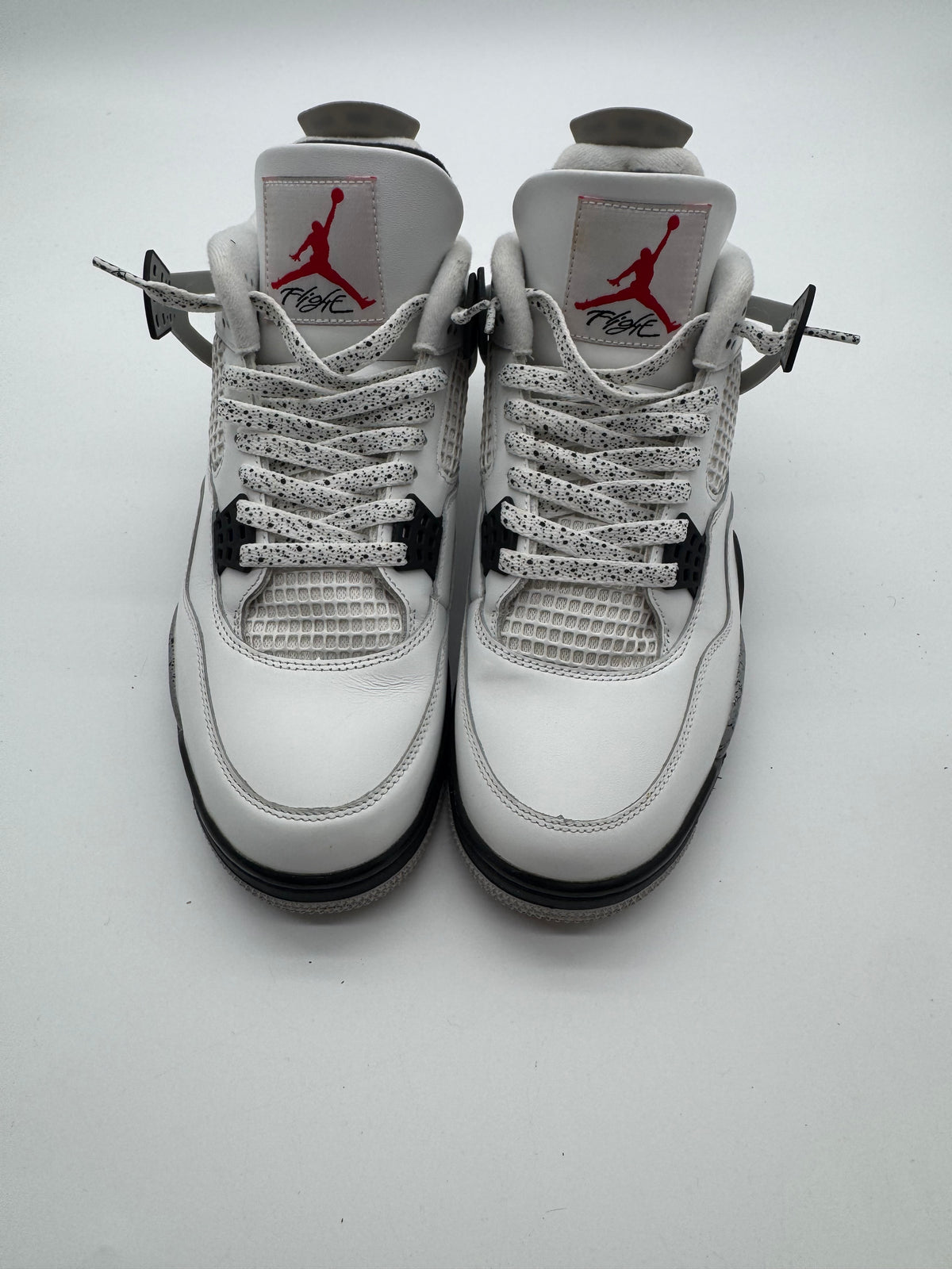 Jordan 4 Retro White Cement (2025)(extra laces)