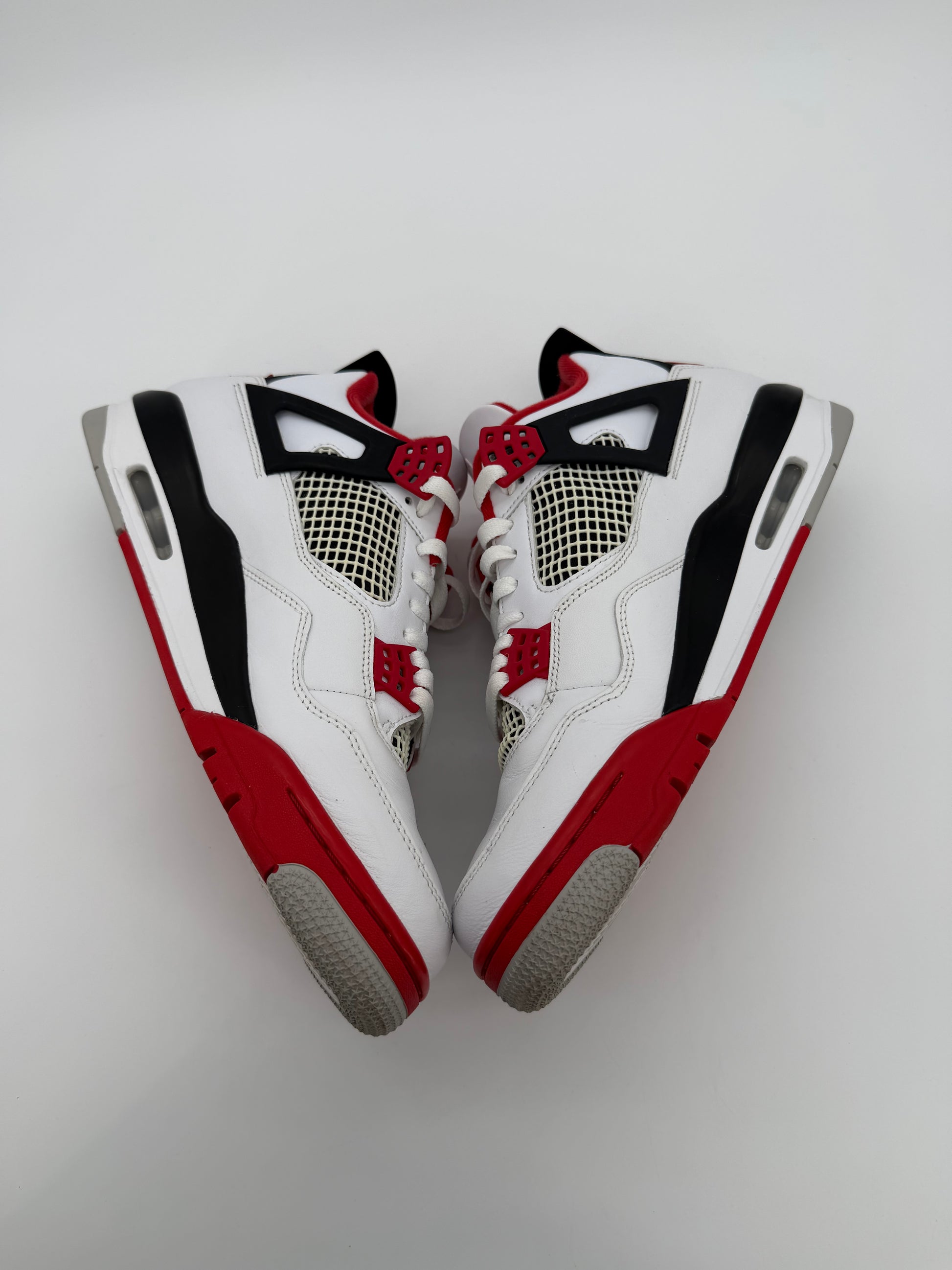 Jordan 4 Retro Fire Red (2020)