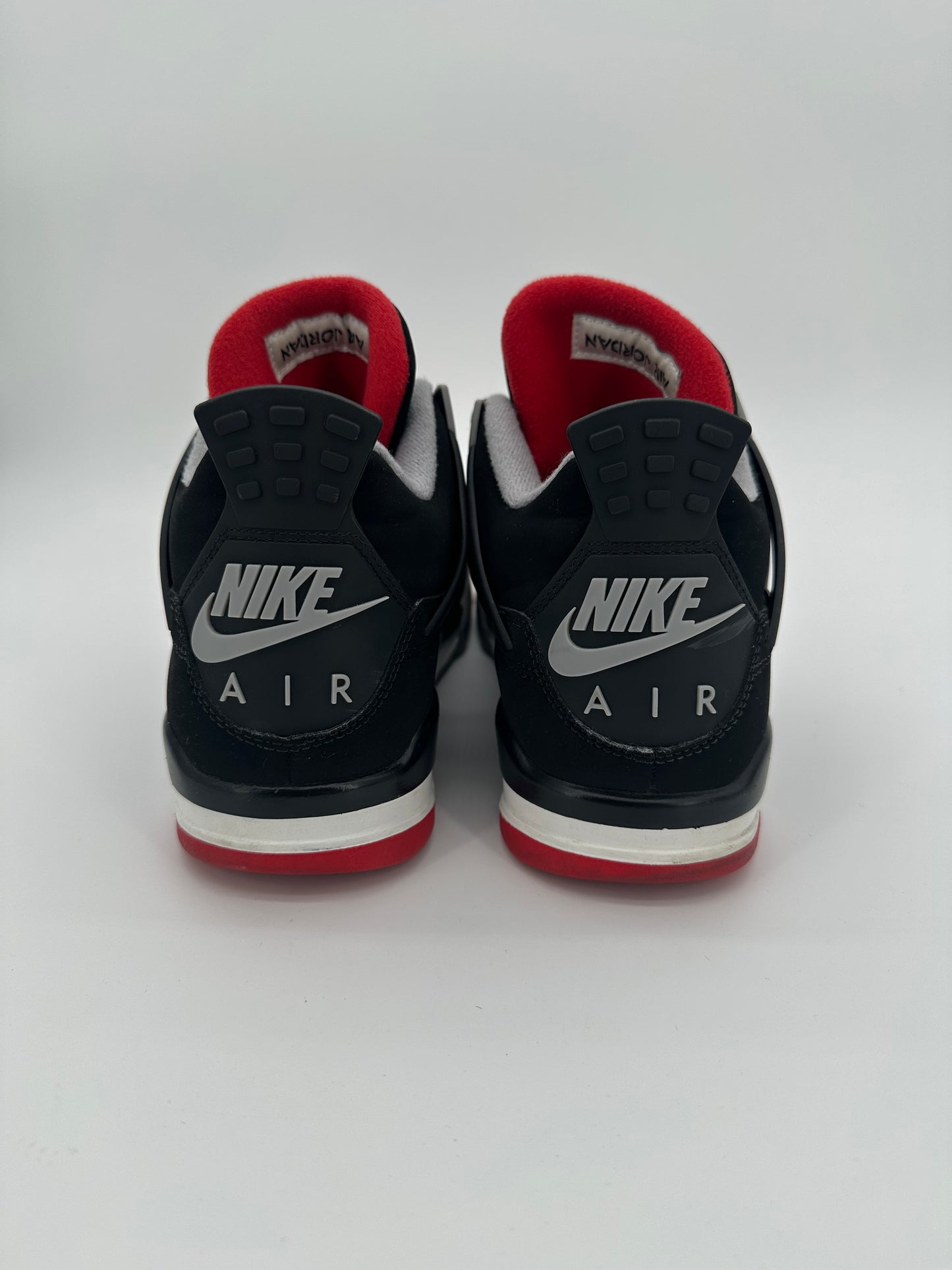 Jordan 4 Retro Bred (2019)