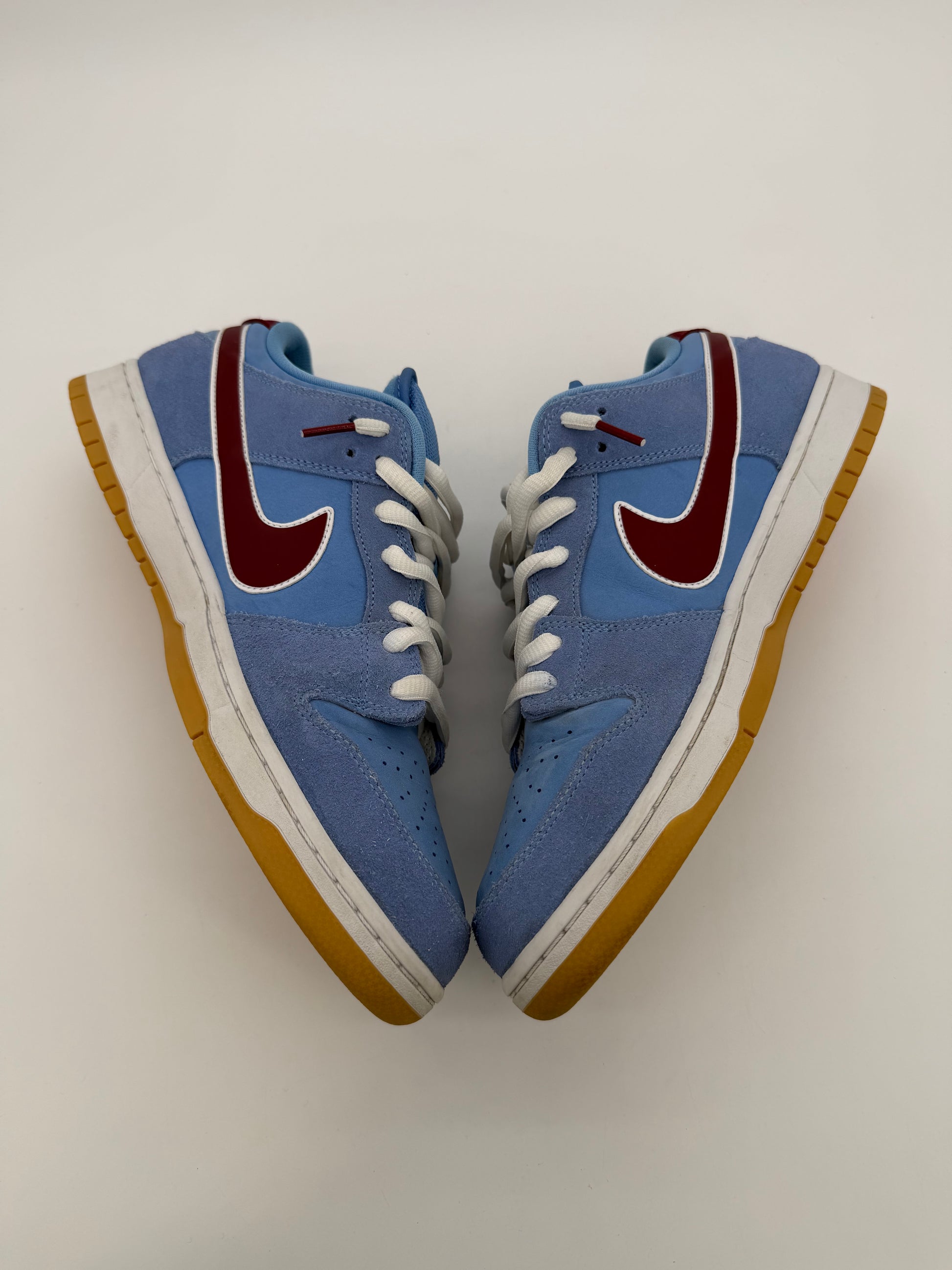 Nike SB Dunk Low Philadelphia Phillies