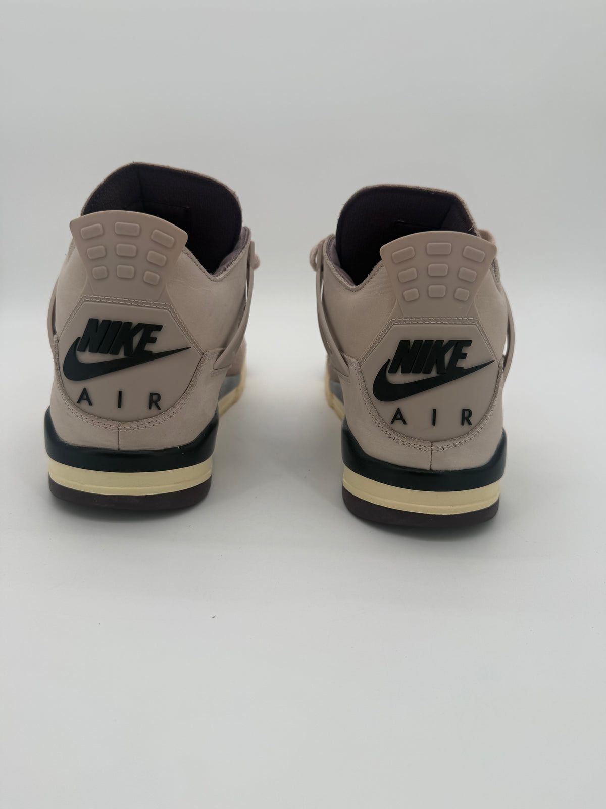 Jordan 4 Retro OG SP A Ma Maniére While You Were Sleeping (Women's)