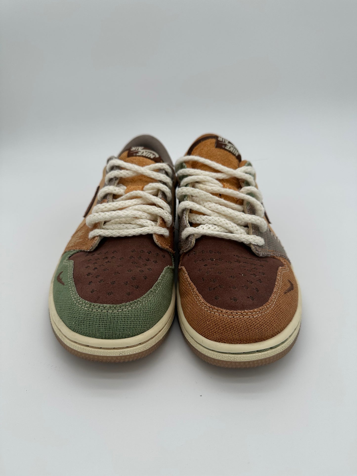 Jordan 1 Retro Low OG Zion Williamson Voodoo