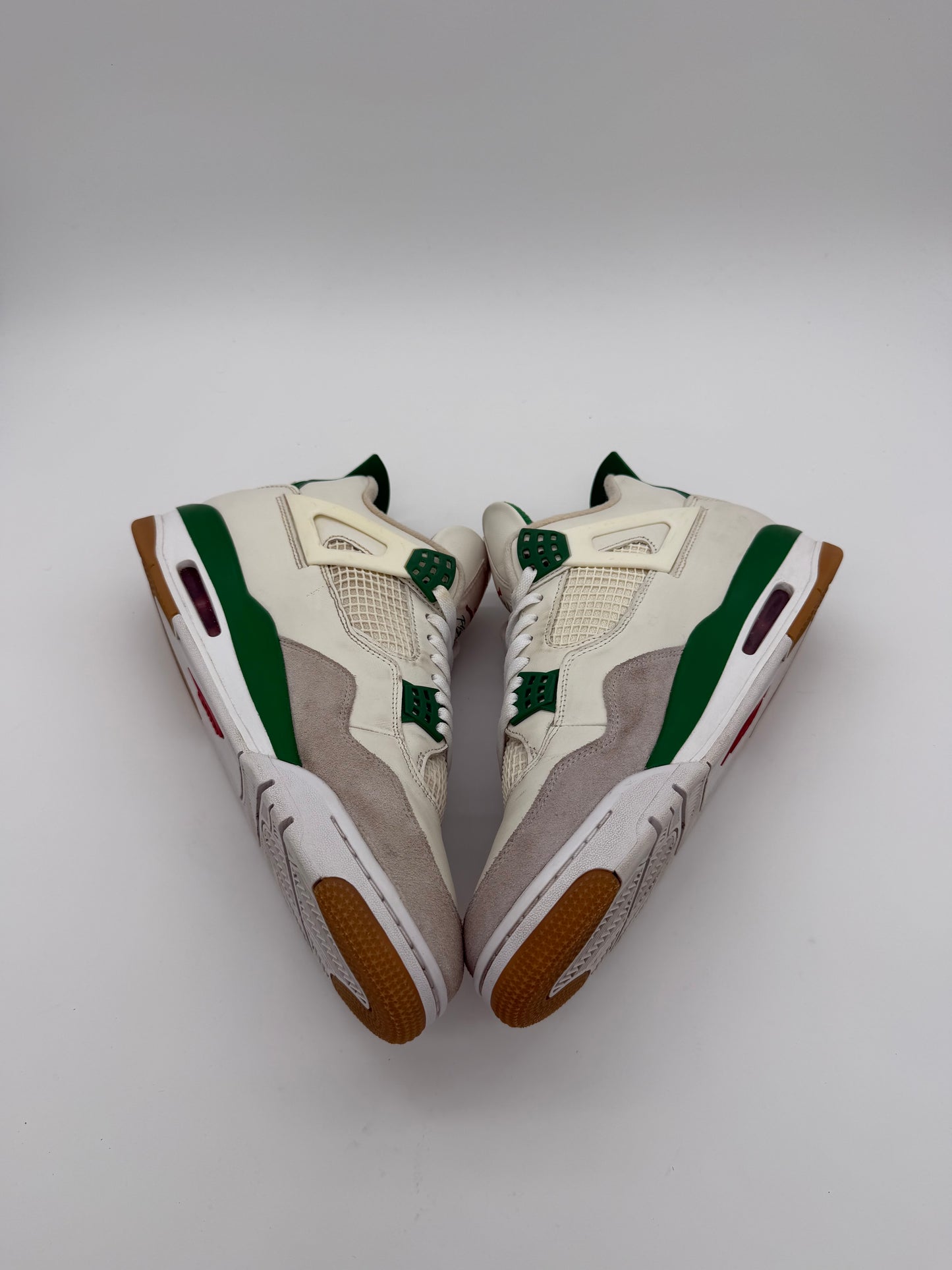 Jordan 4 Retro SB Pine Green