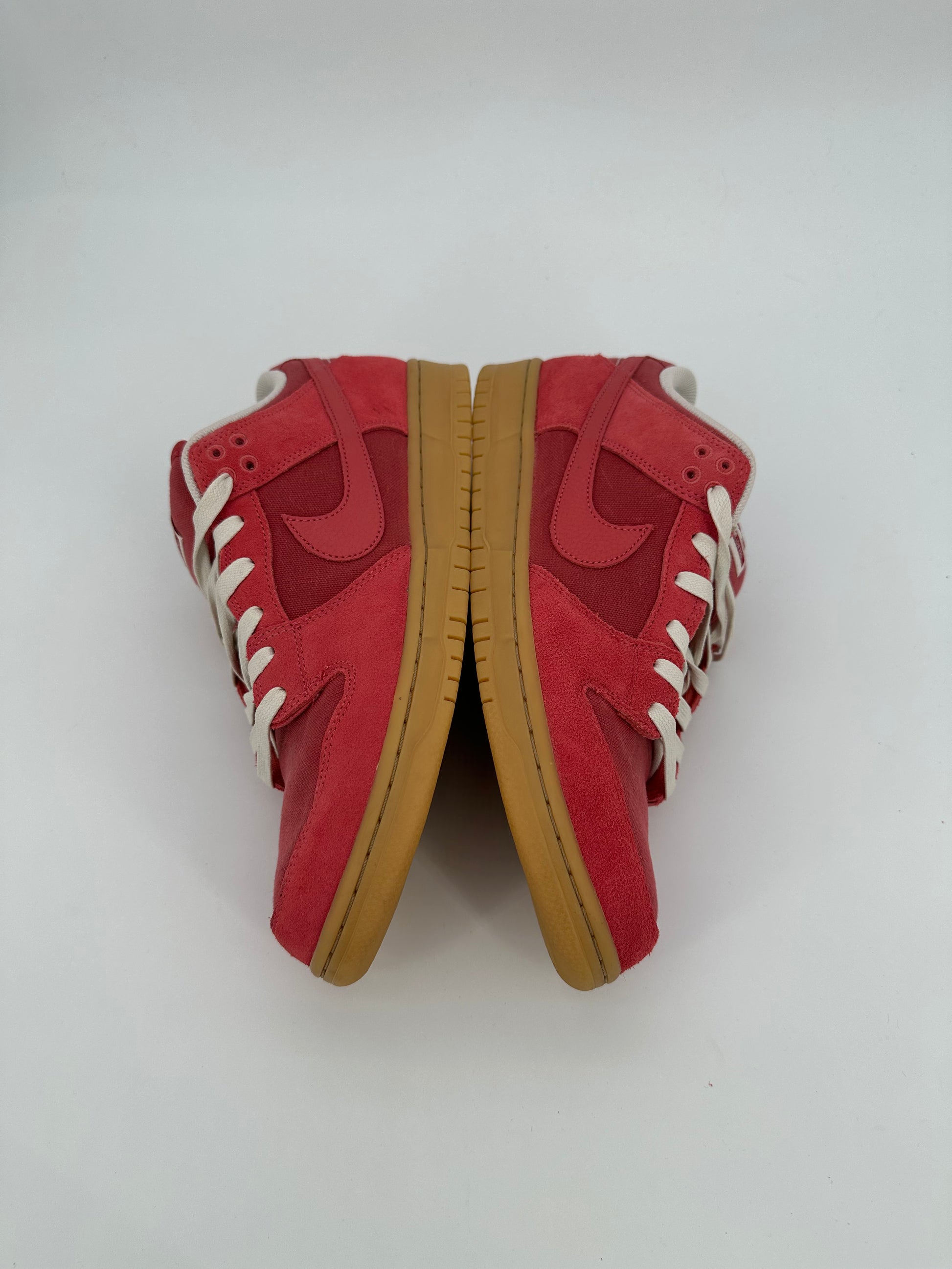 Nike SB Dunk Low Adobe