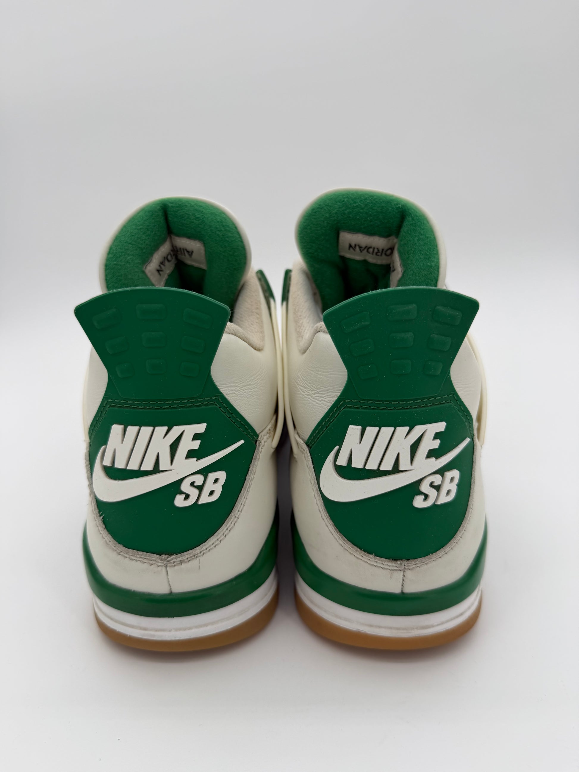 Jordan 4 Retro SB Pine Green