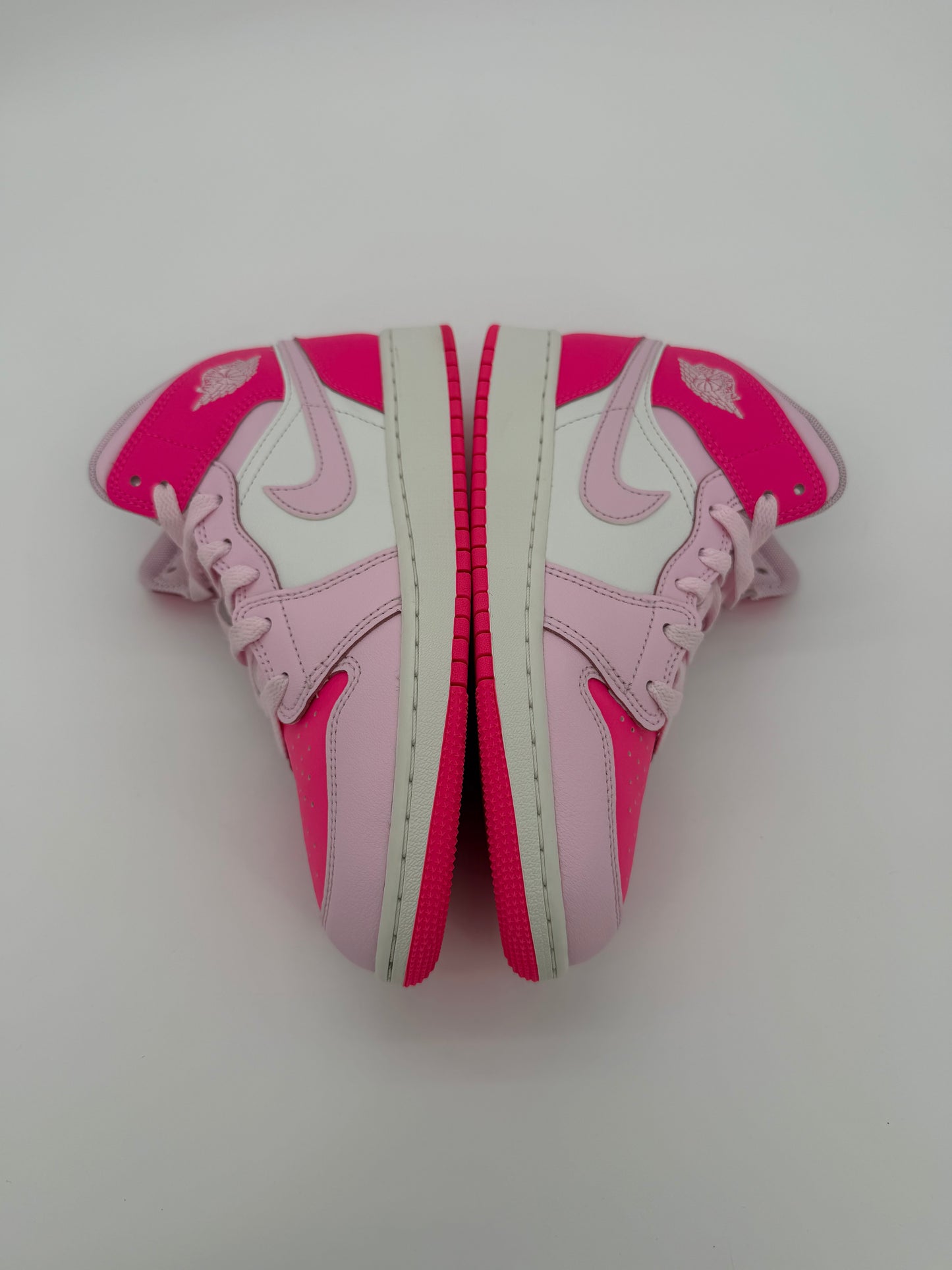 Nike Air Jordan Retro 1 Mid Barbie Pink Air
