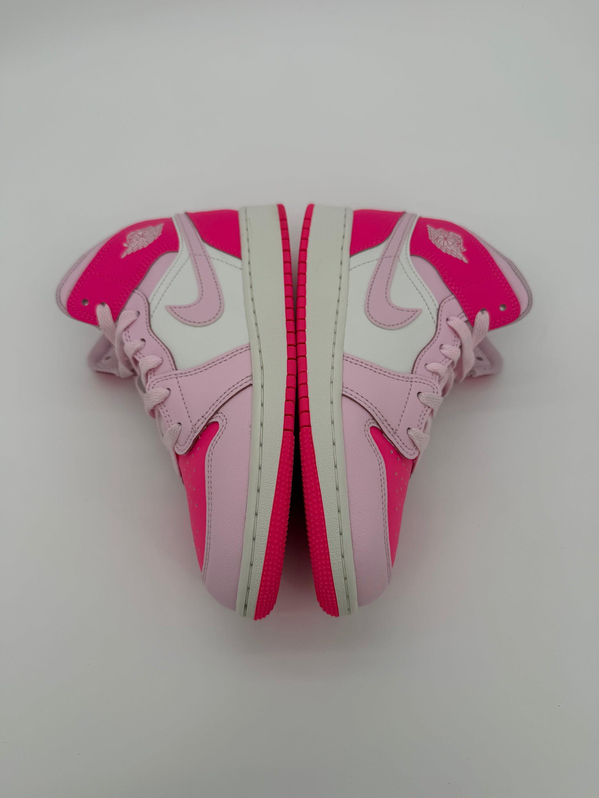 Nike Air Jordan Retro 1 Mid Barbie Pink Air