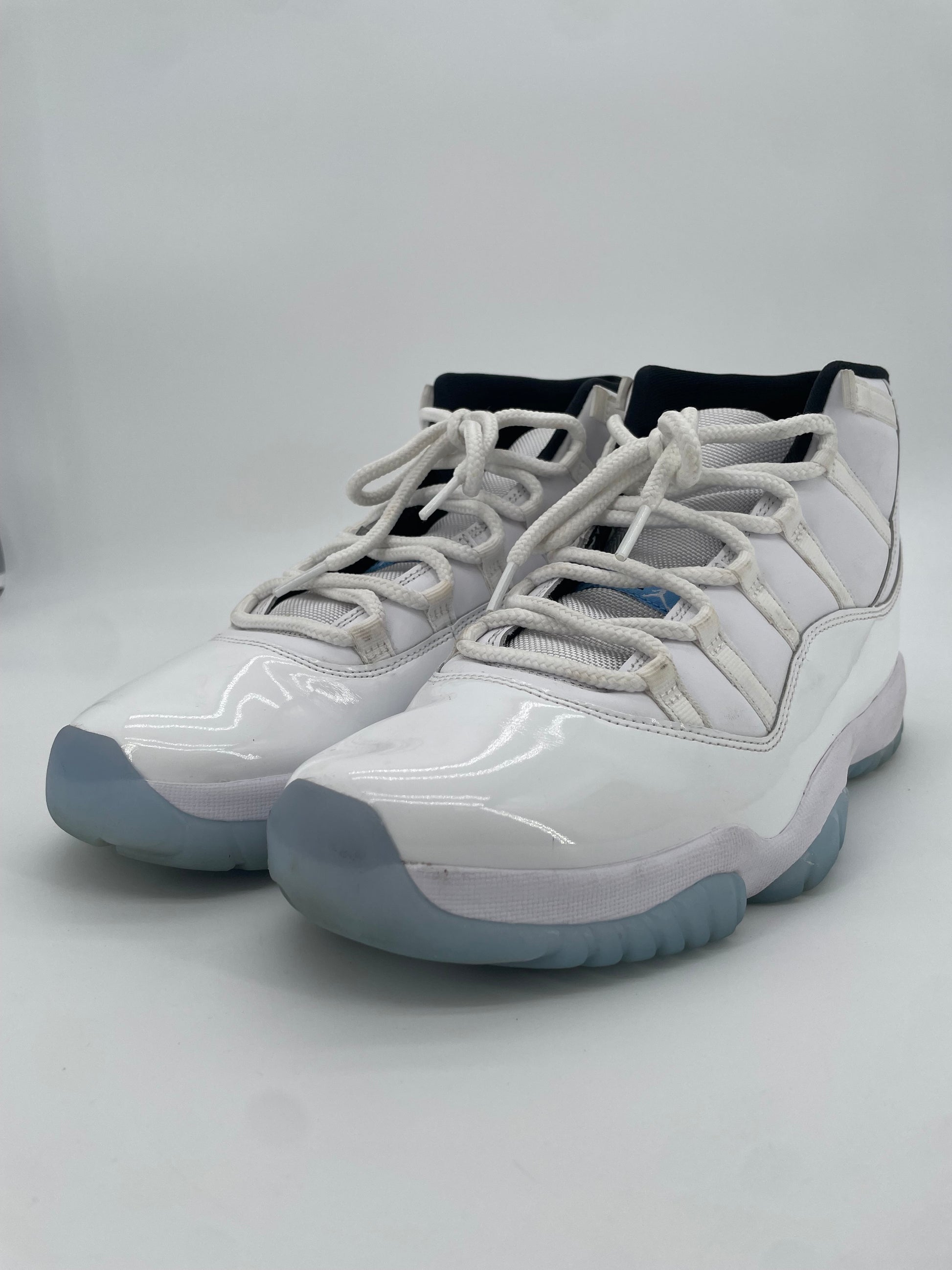 Jordan 11 Retro Legend Blue (2024)