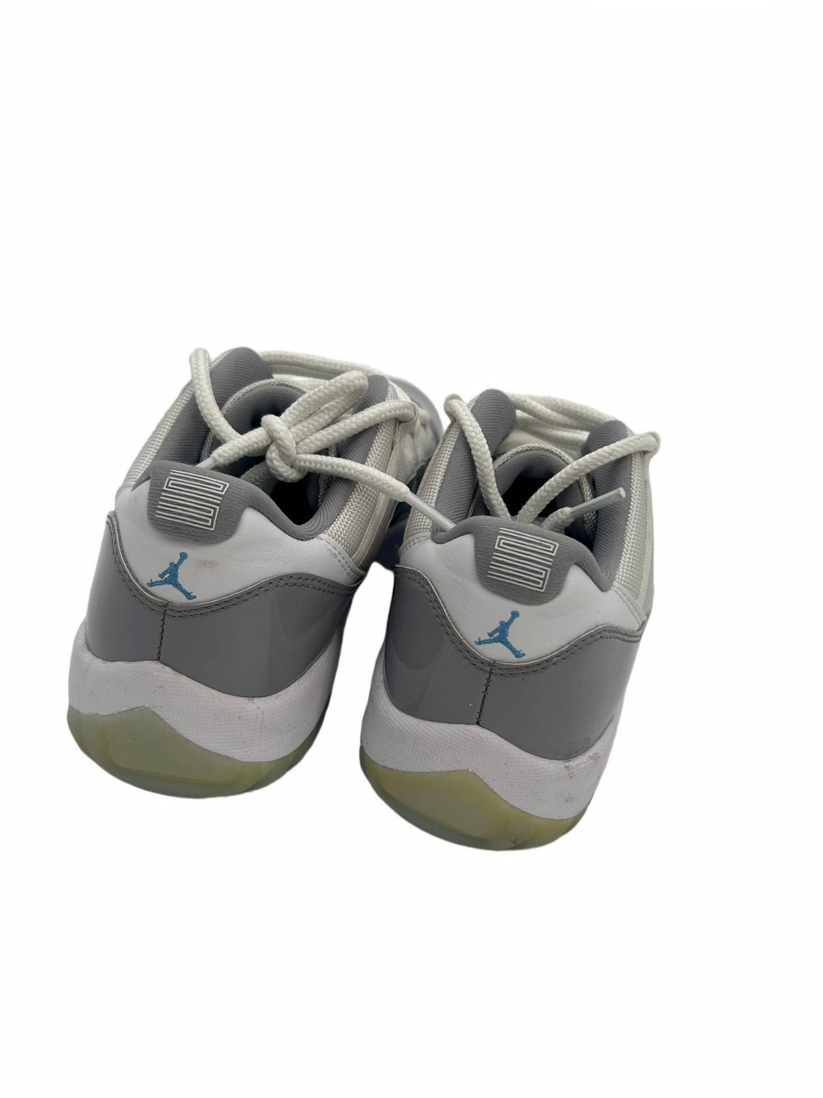 Jordan 11 Retro Low Cement Grey