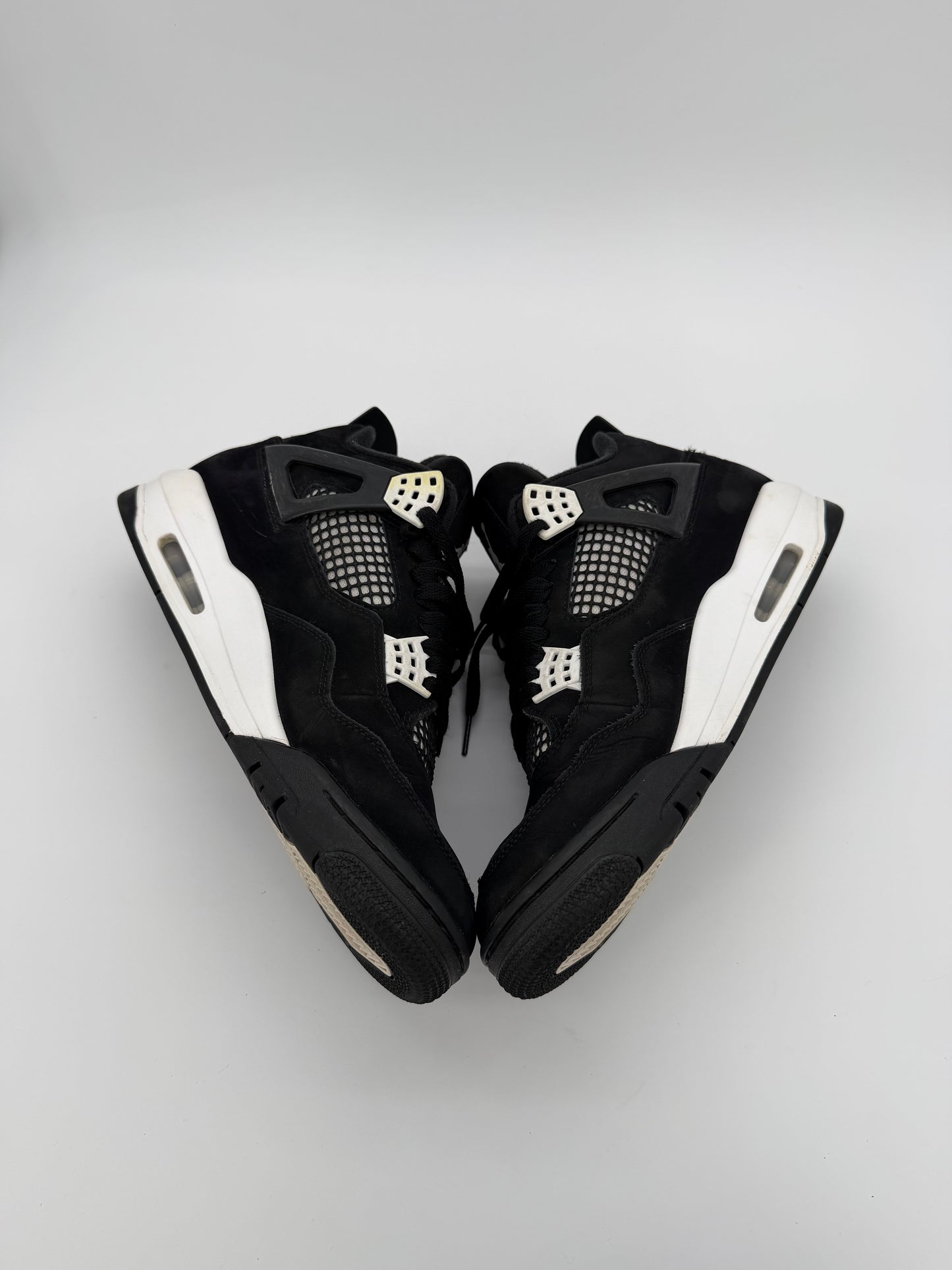 Jordan 4 Retro White Thunder