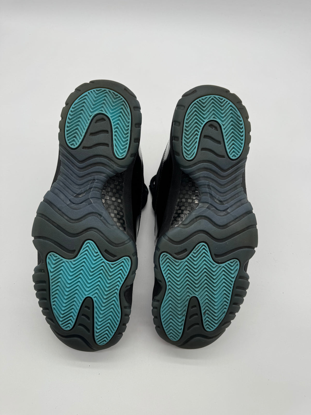 Jordan 11 Retro Gamma Blue (2025)