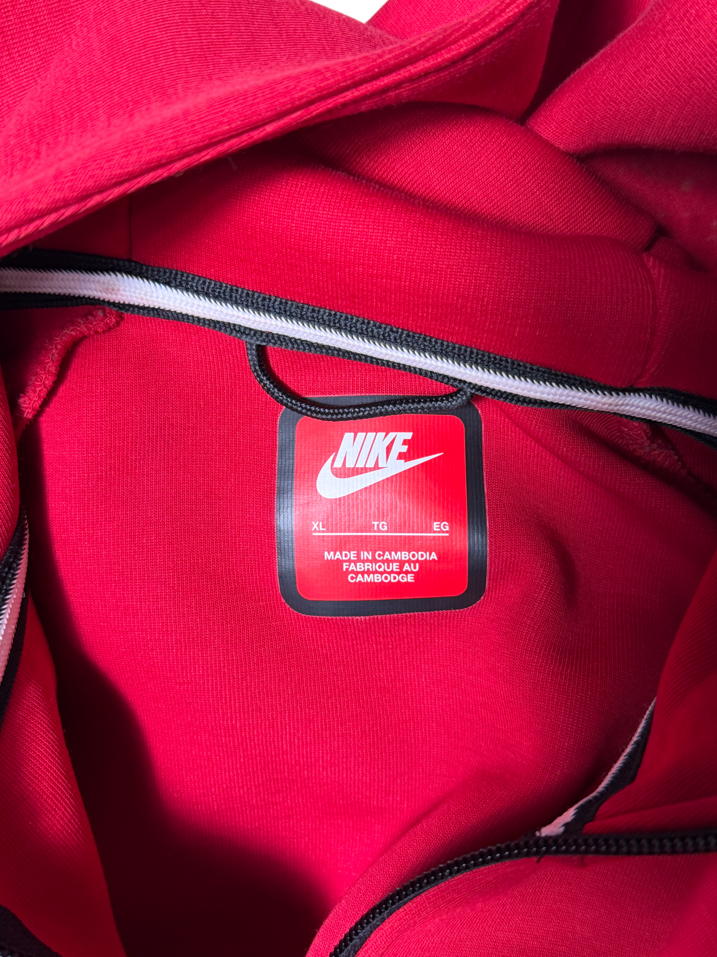 Nike Tech Red