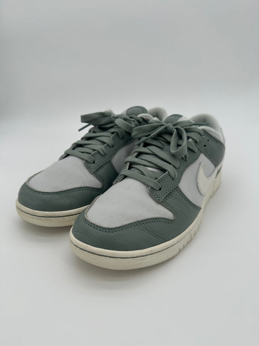 Nike Dunk Low Mica Green