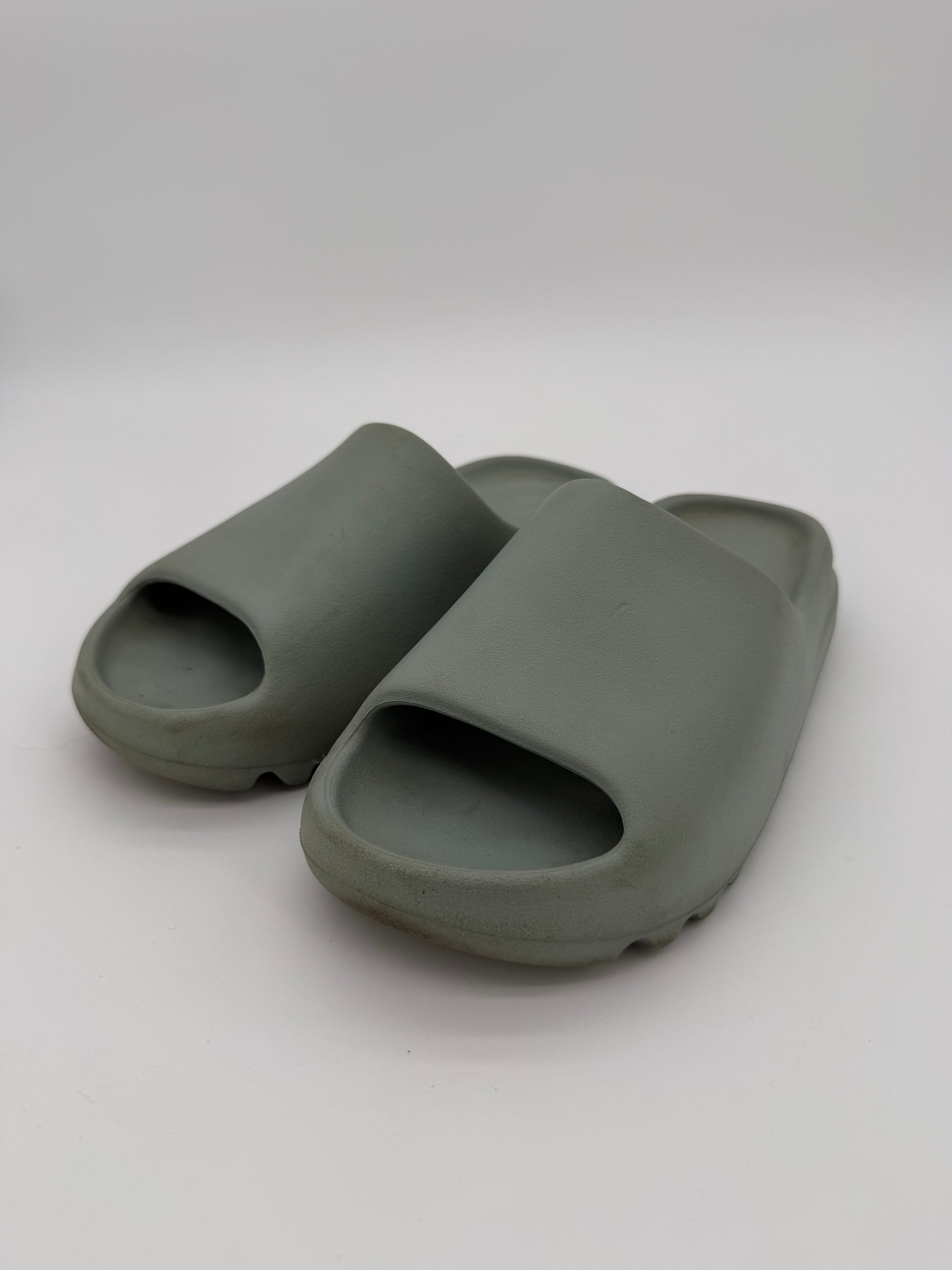 adidas Yeezy Slide Salt