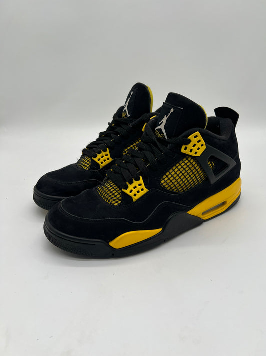 Jordan 4 Retro Thunder (2023)